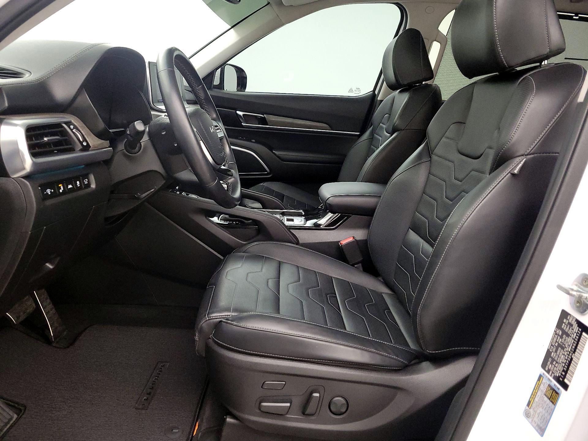 Thumbnail: 2022 Kia Telluride - 11