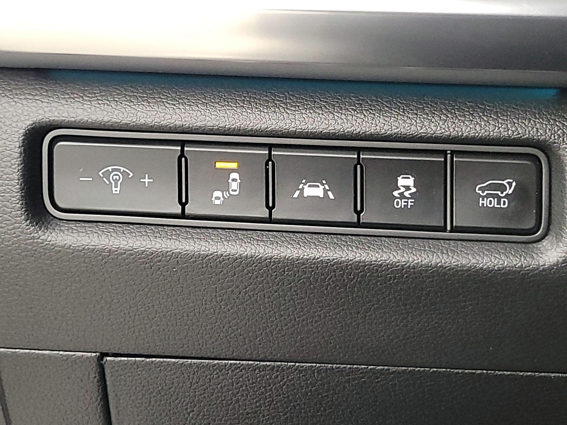 Thumbnail: 2022 Kia Telluride - 13