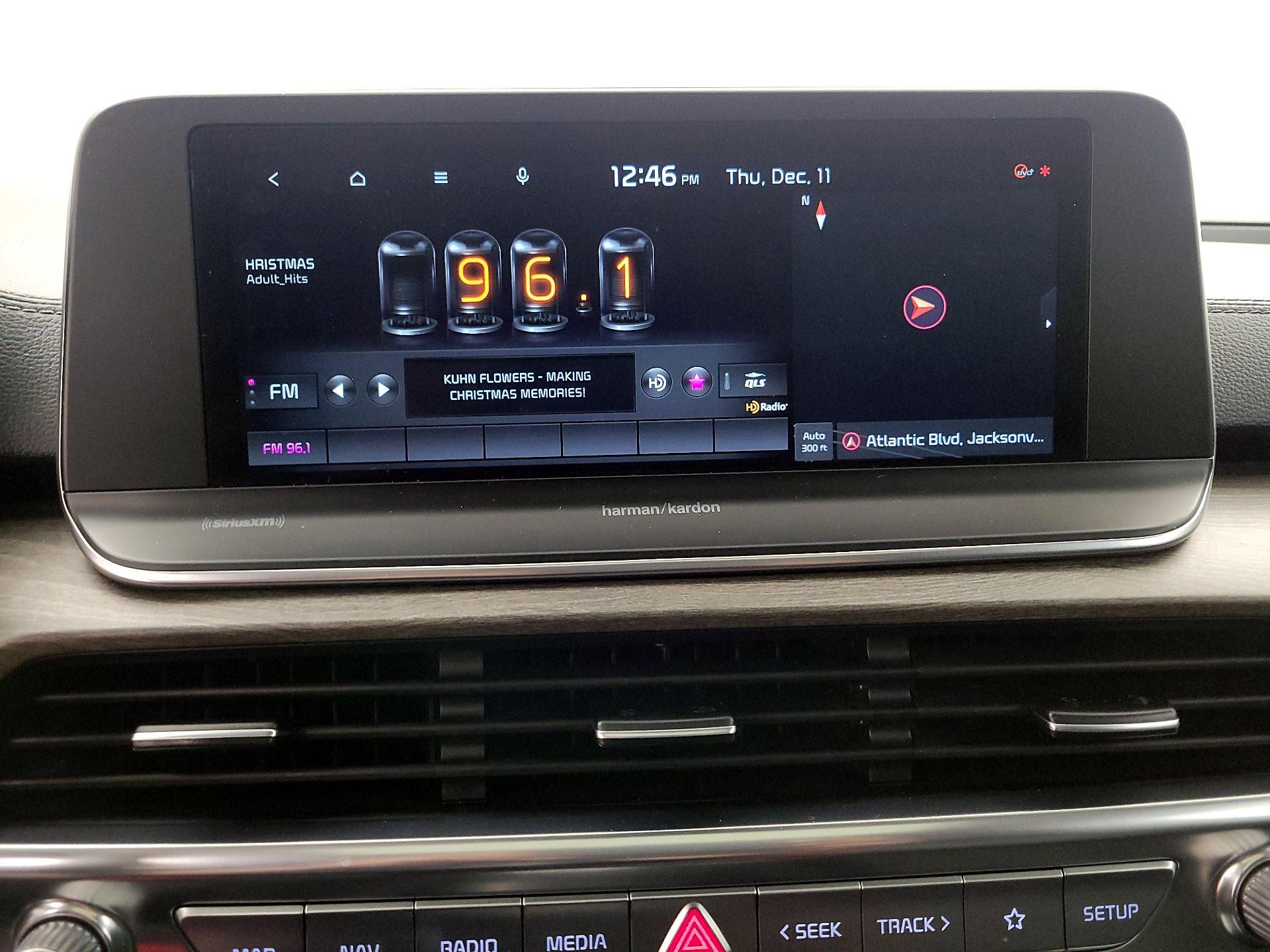 Thumbnail: 2022 Kia Telluride - 16