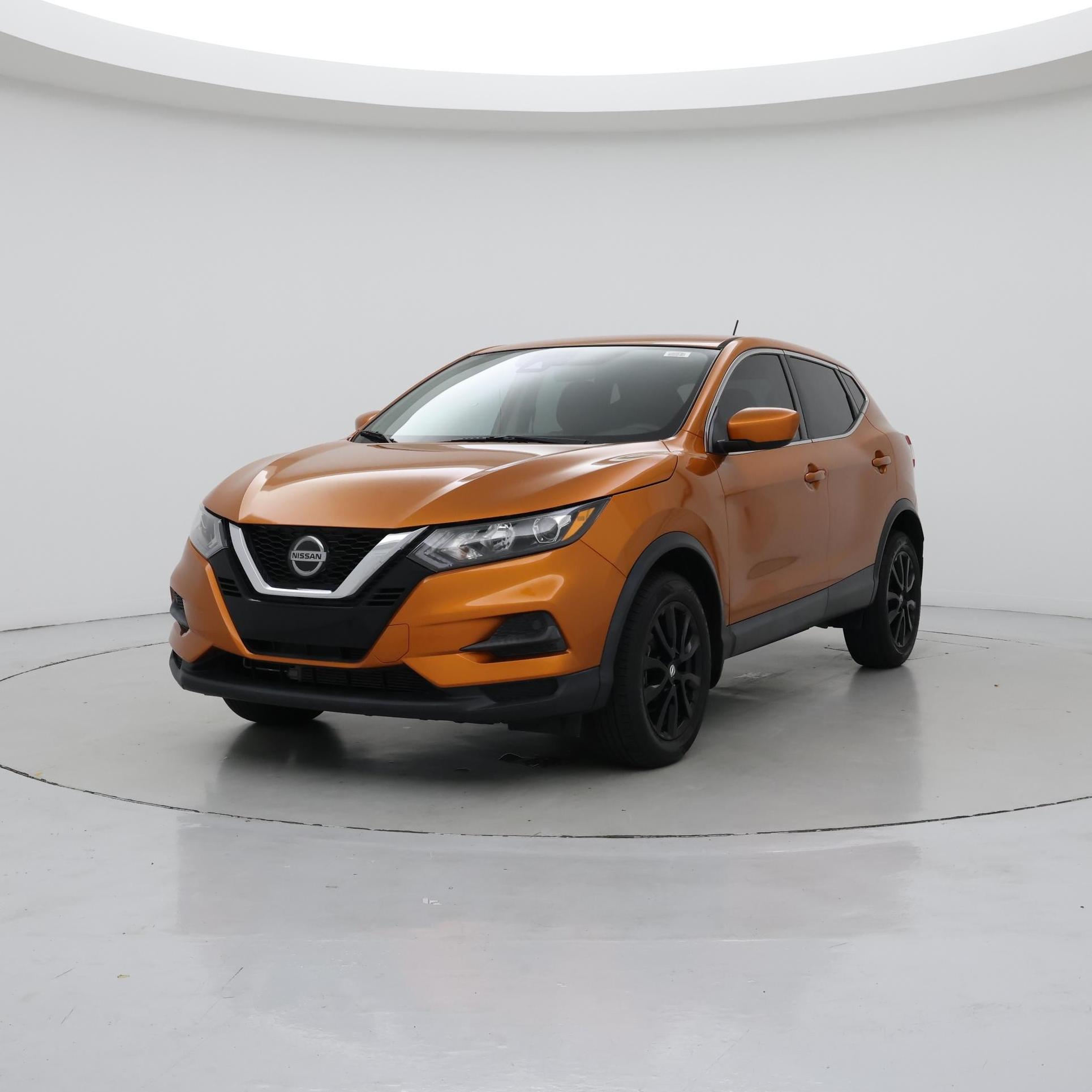 Thumbnail: 2021 Nissan Rogue Sport - 4