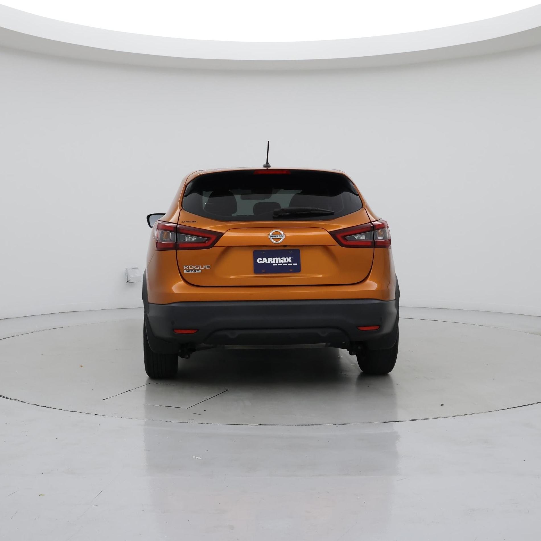 Thumbnail: 2021 Nissan Rogue Sport - 6