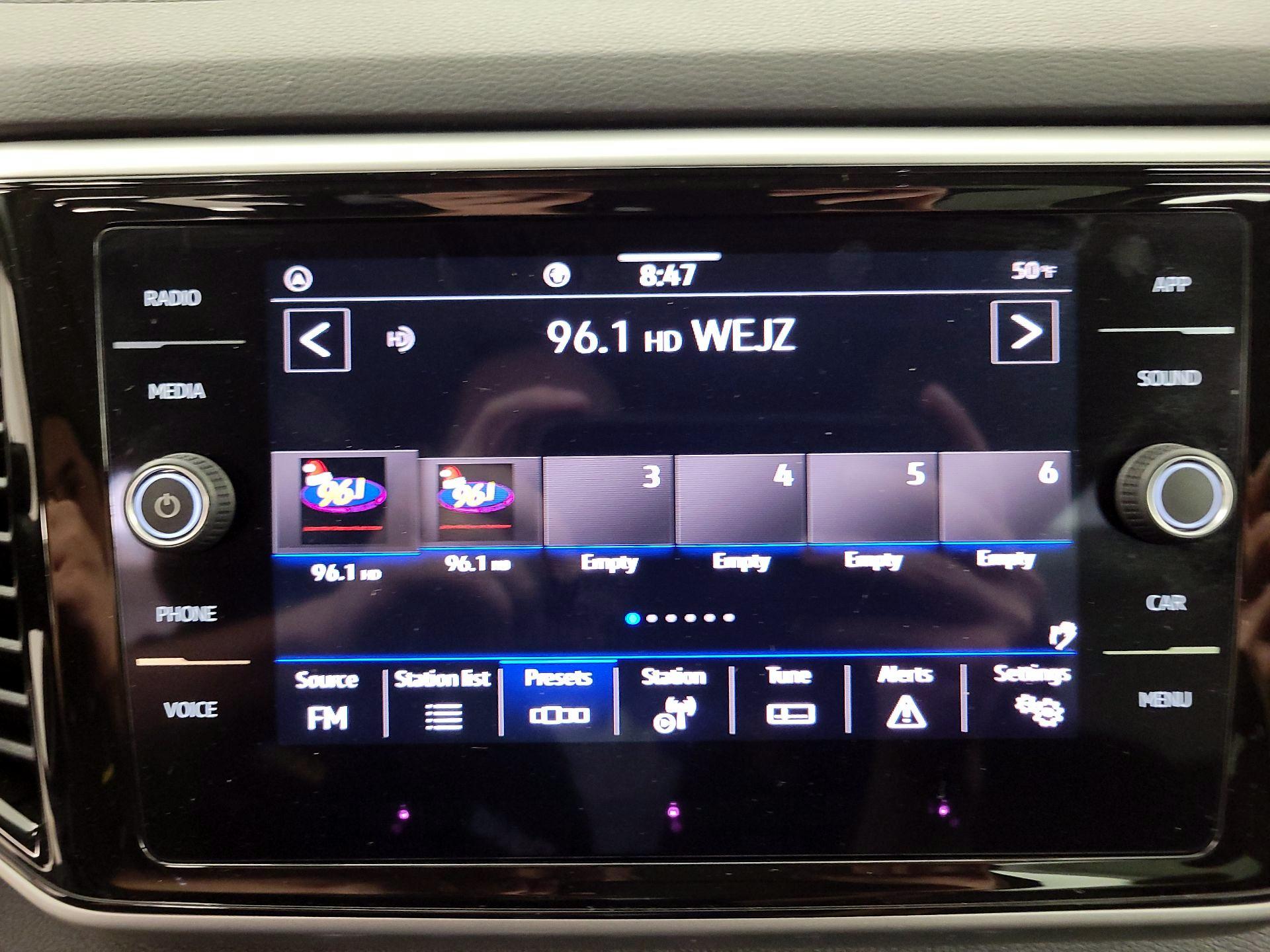 Thumbnail: 2022 Volkswagen Atlas - 15