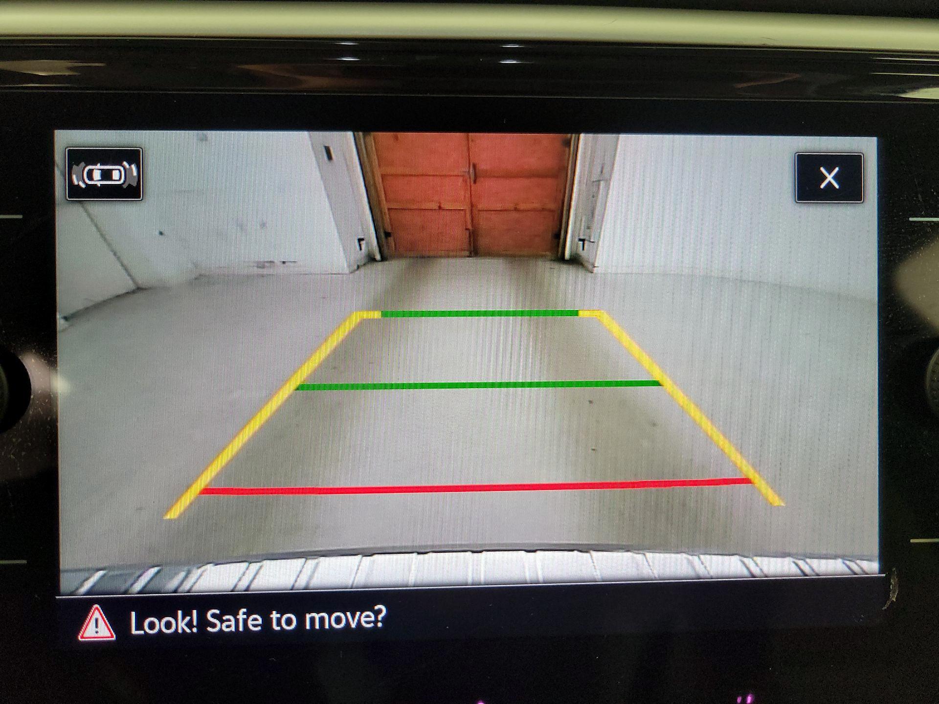 Thumbnail: 2022 Volkswagen Atlas - 14