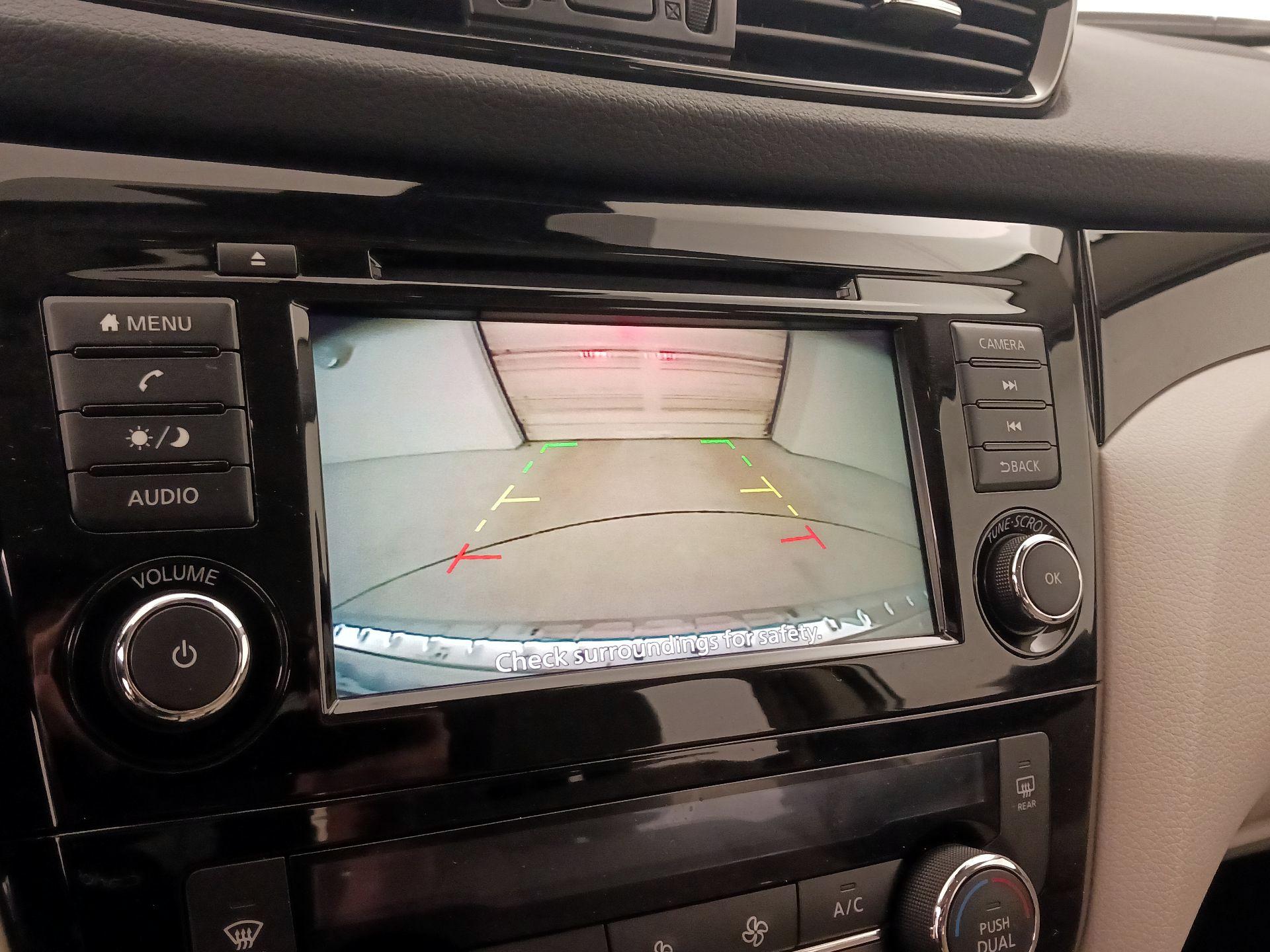 Thumbnail: 2020 Nissan Rogue Sport - 14