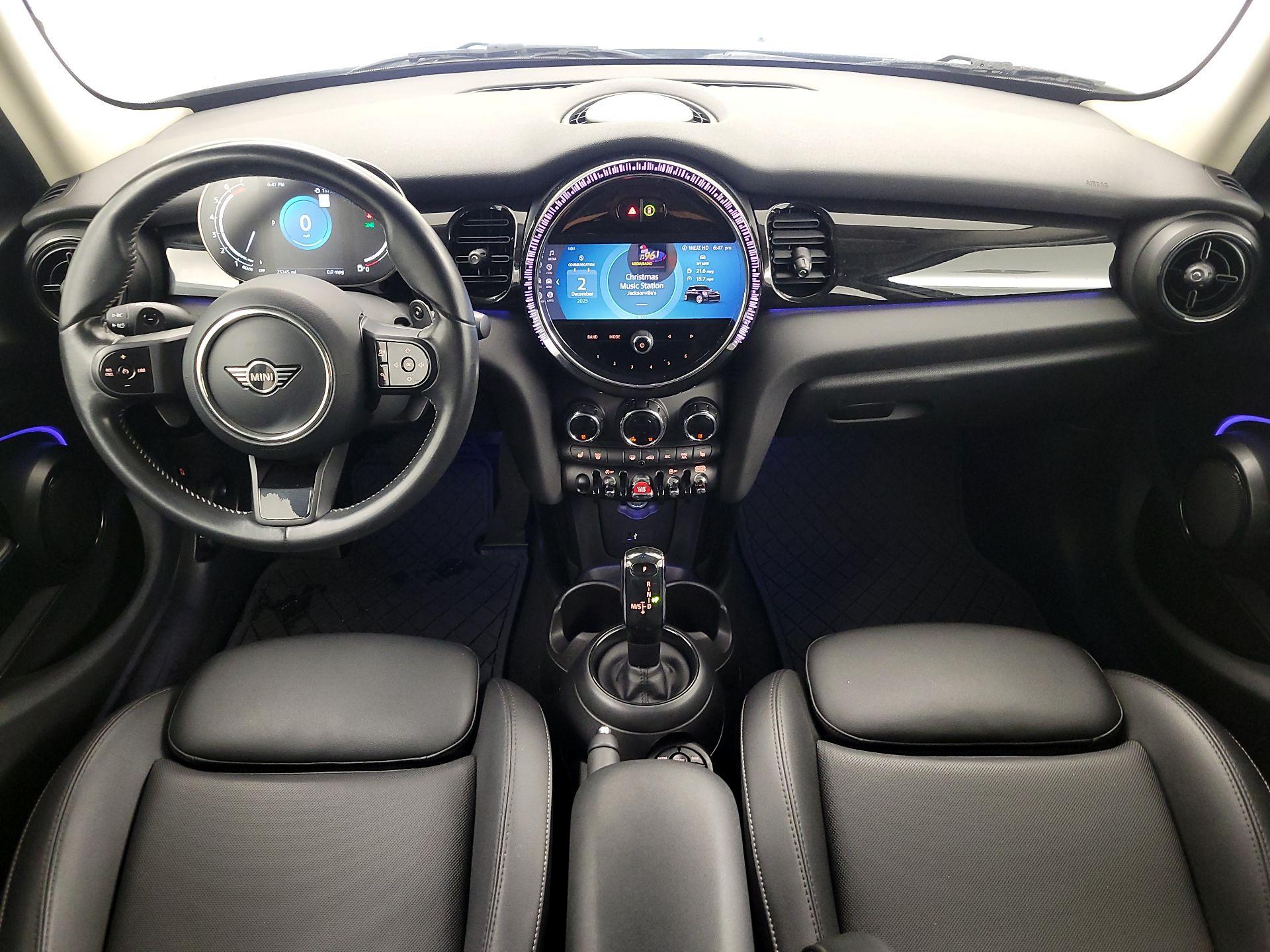 Thumbnail: 2023 MINI Cooper Hardtop - 9