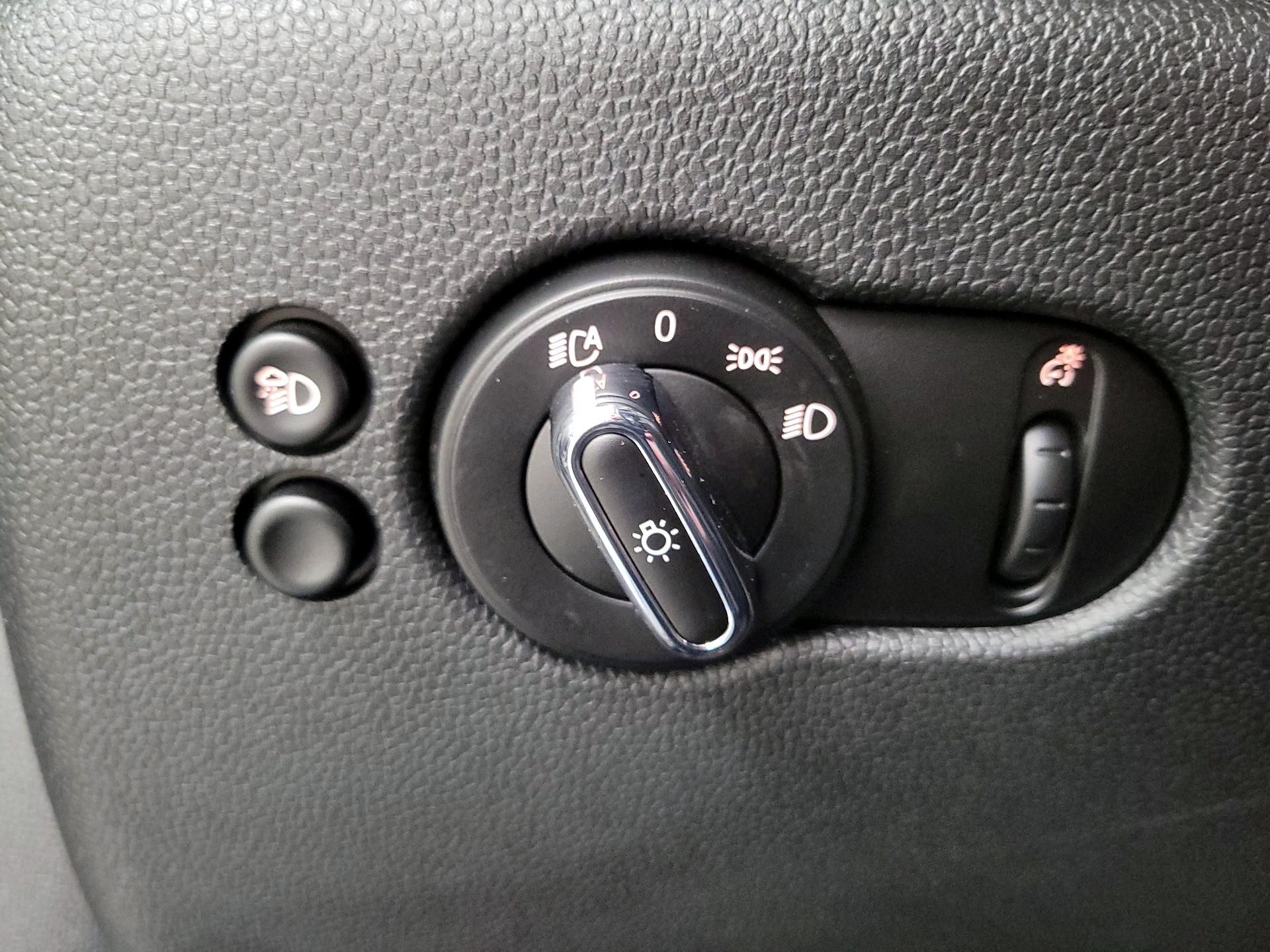 Thumbnail: 2023 MINI Cooper Hardtop - 13