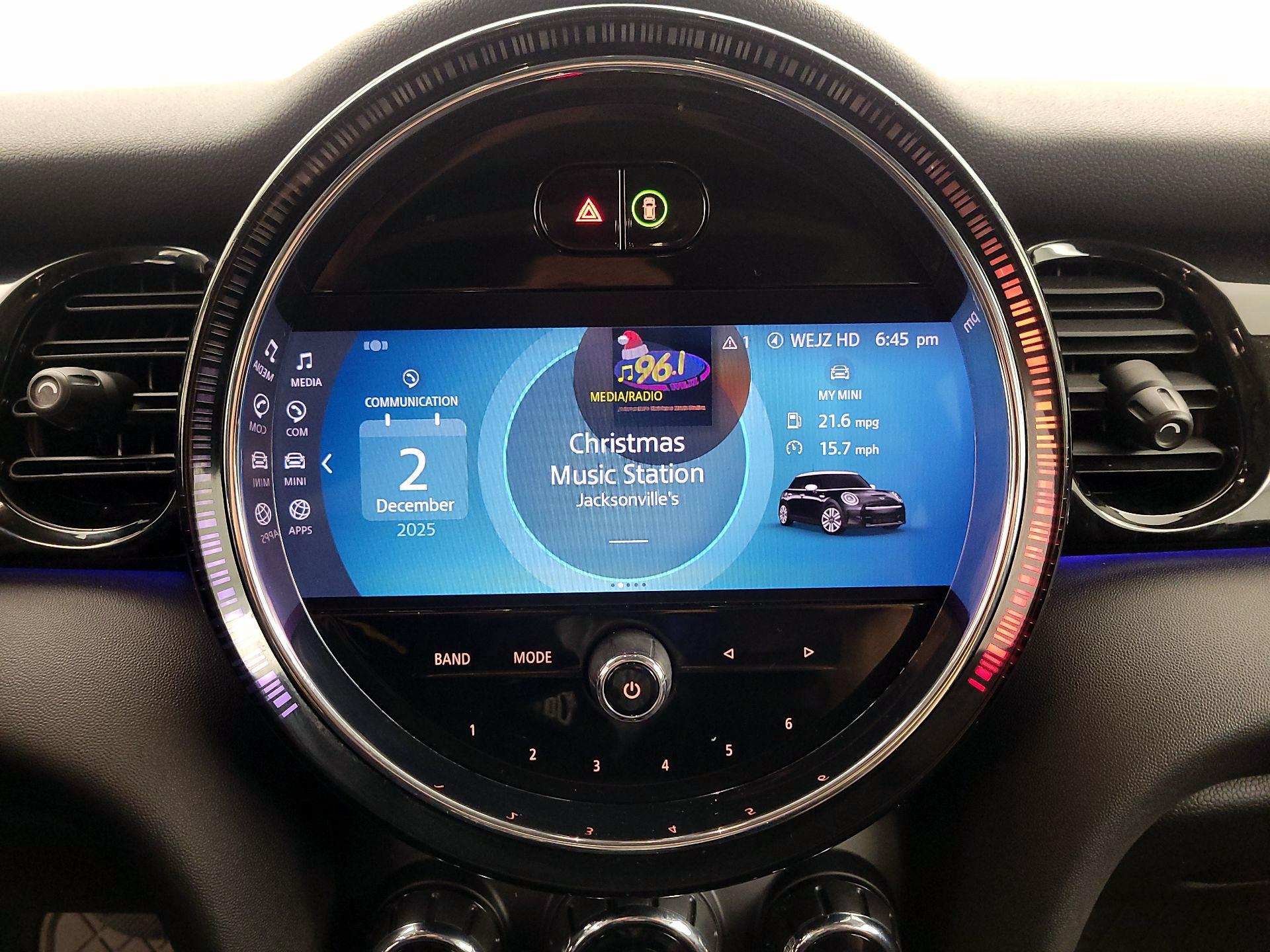 Thumbnail: 2023 MINI Cooper Hardtop - 15