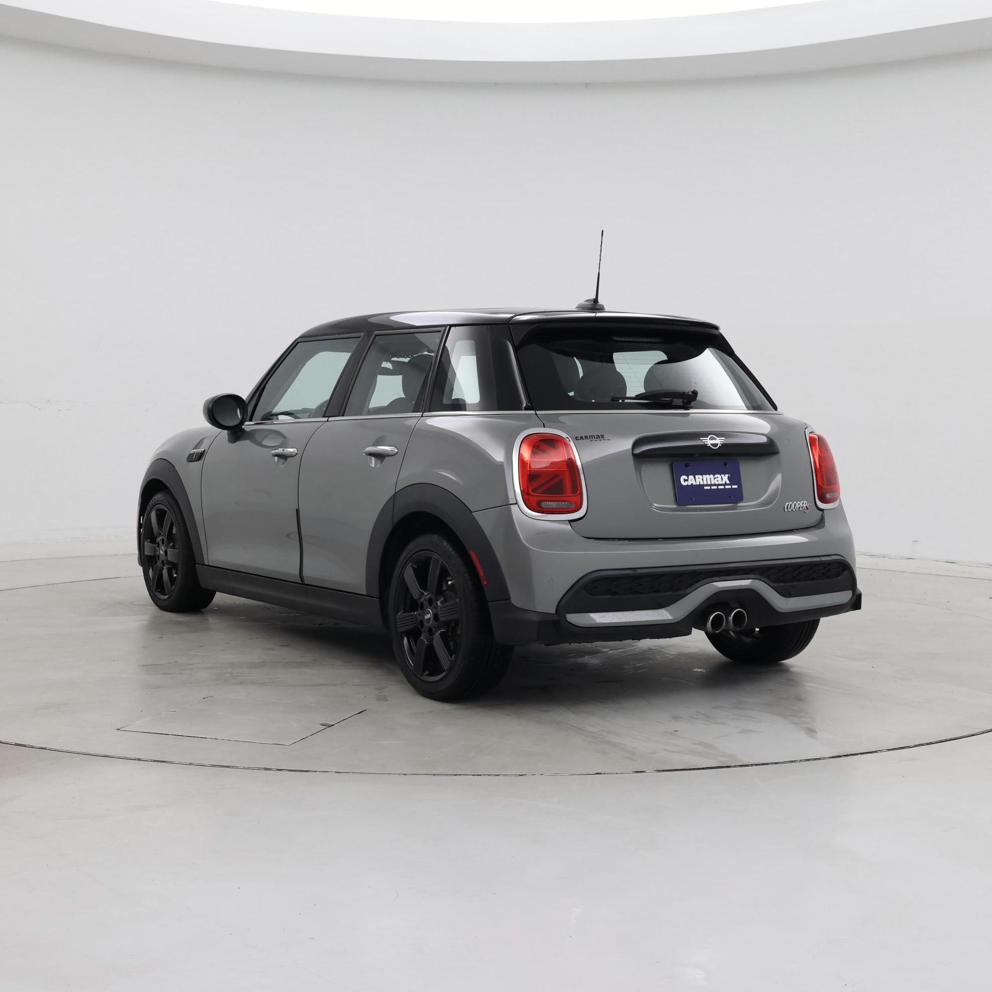 Thumbnail: 2023 MINI Cooper Hardtop - 2