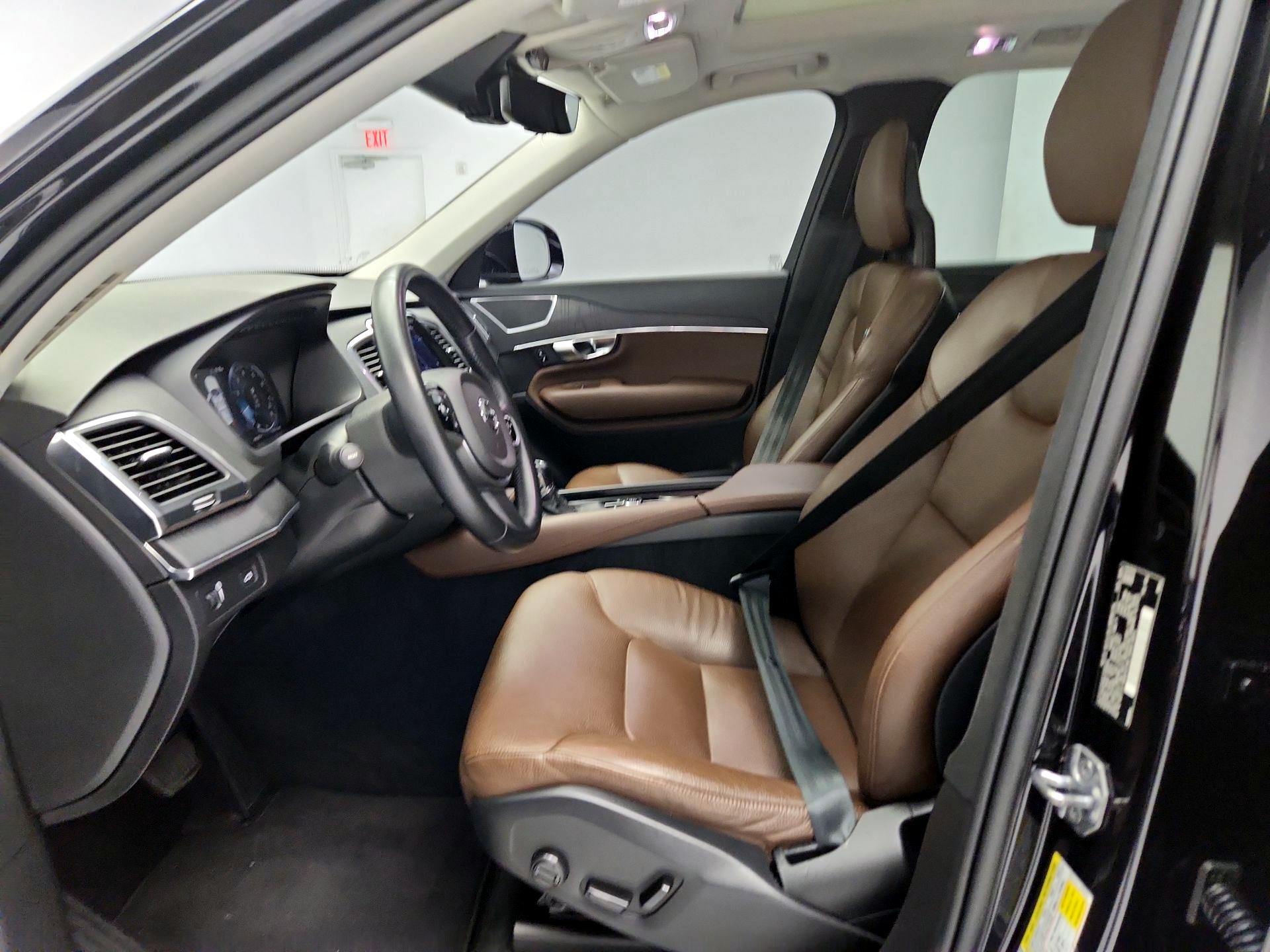 Thumbnail: 2020 Volvo XC90 - 11