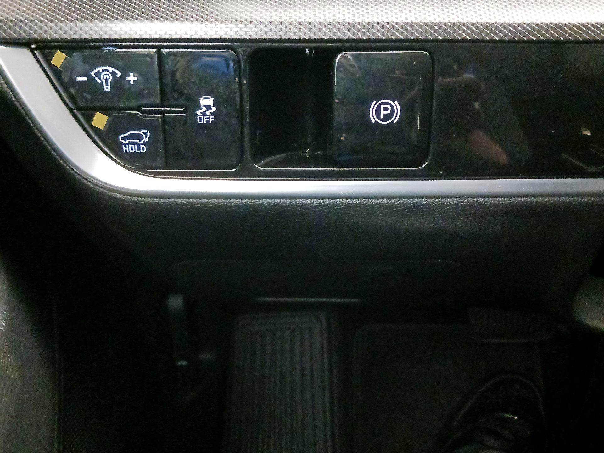 Thumbnail: 2024 Kia Sportage - 13