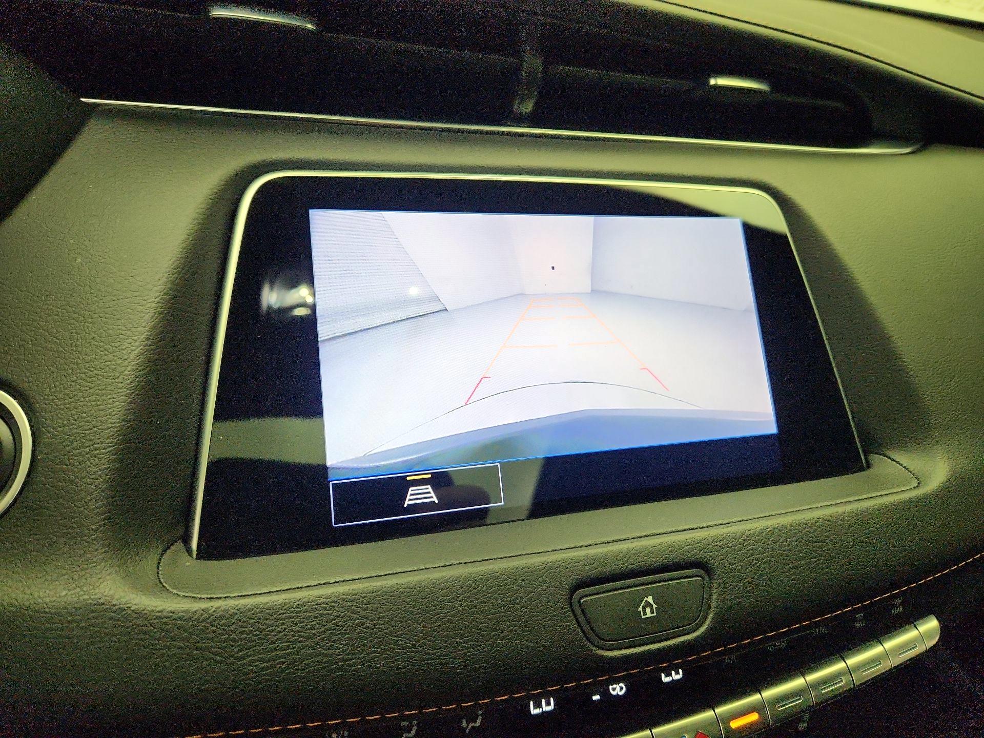 Thumbnail: 2023 Cadillac XT4 - 15