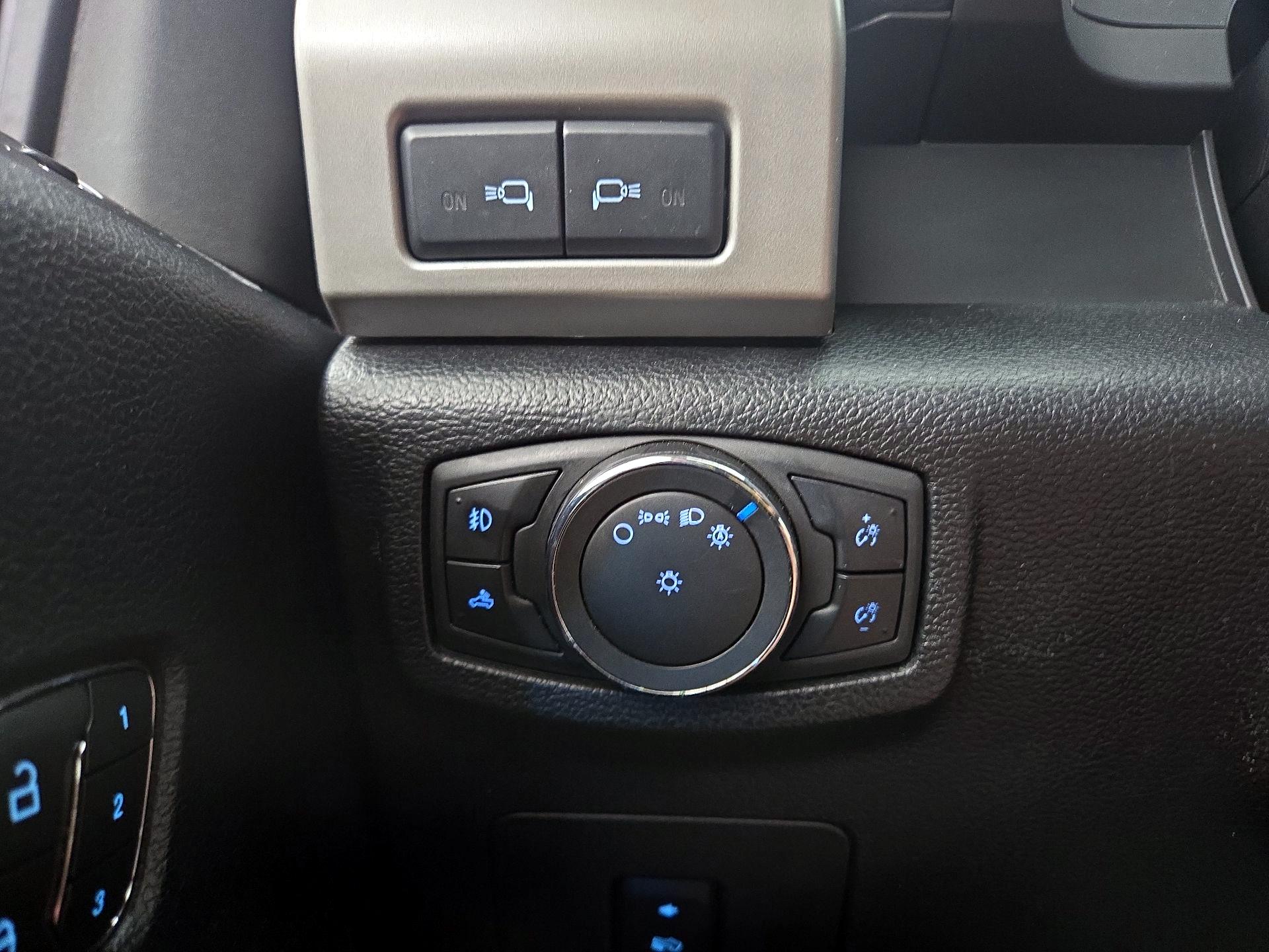 Thumbnail: 2015 Ford F-150 - 13