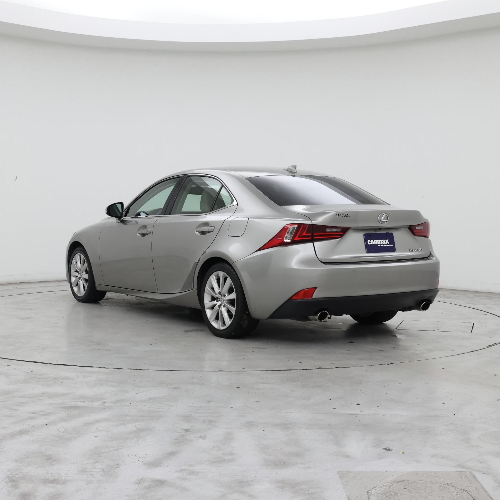 Thumbnail: 2015 Lexus IS - 2