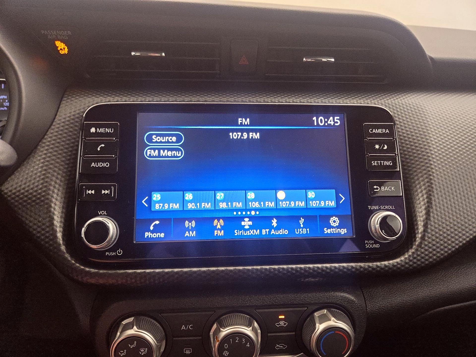 Thumbnail: 2023 Nissan Kicks - 14