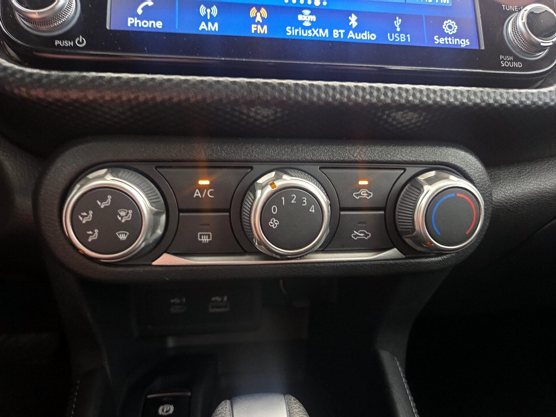 Thumbnail: 2023 Nissan Kicks - 15