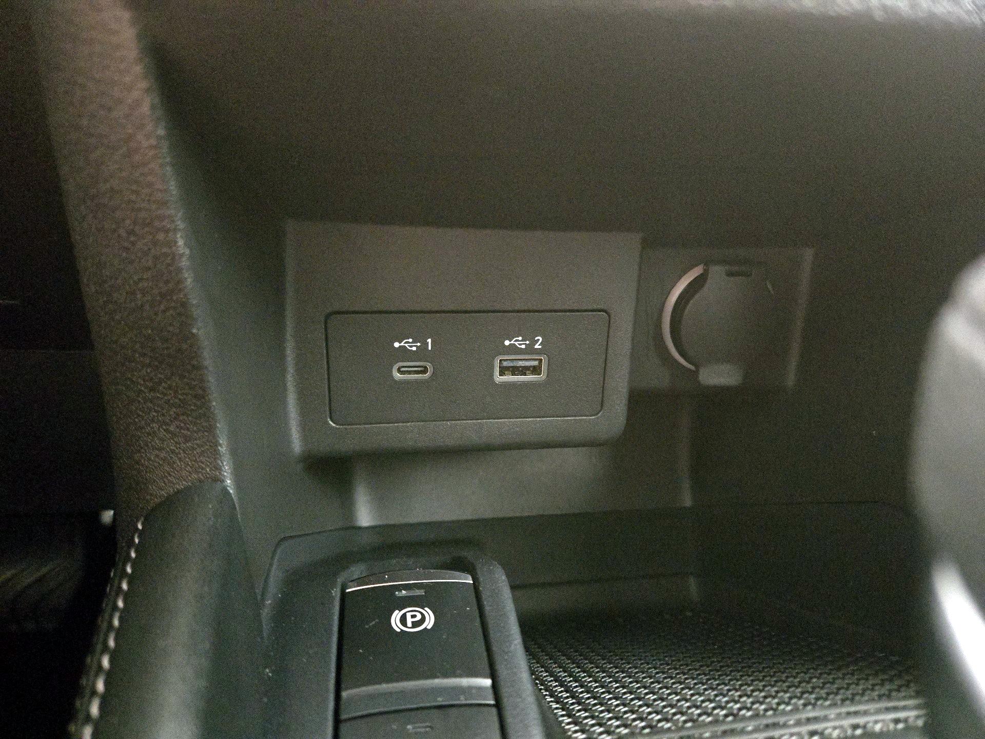 Thumbnail: 2023 Nissan Kicks - 17