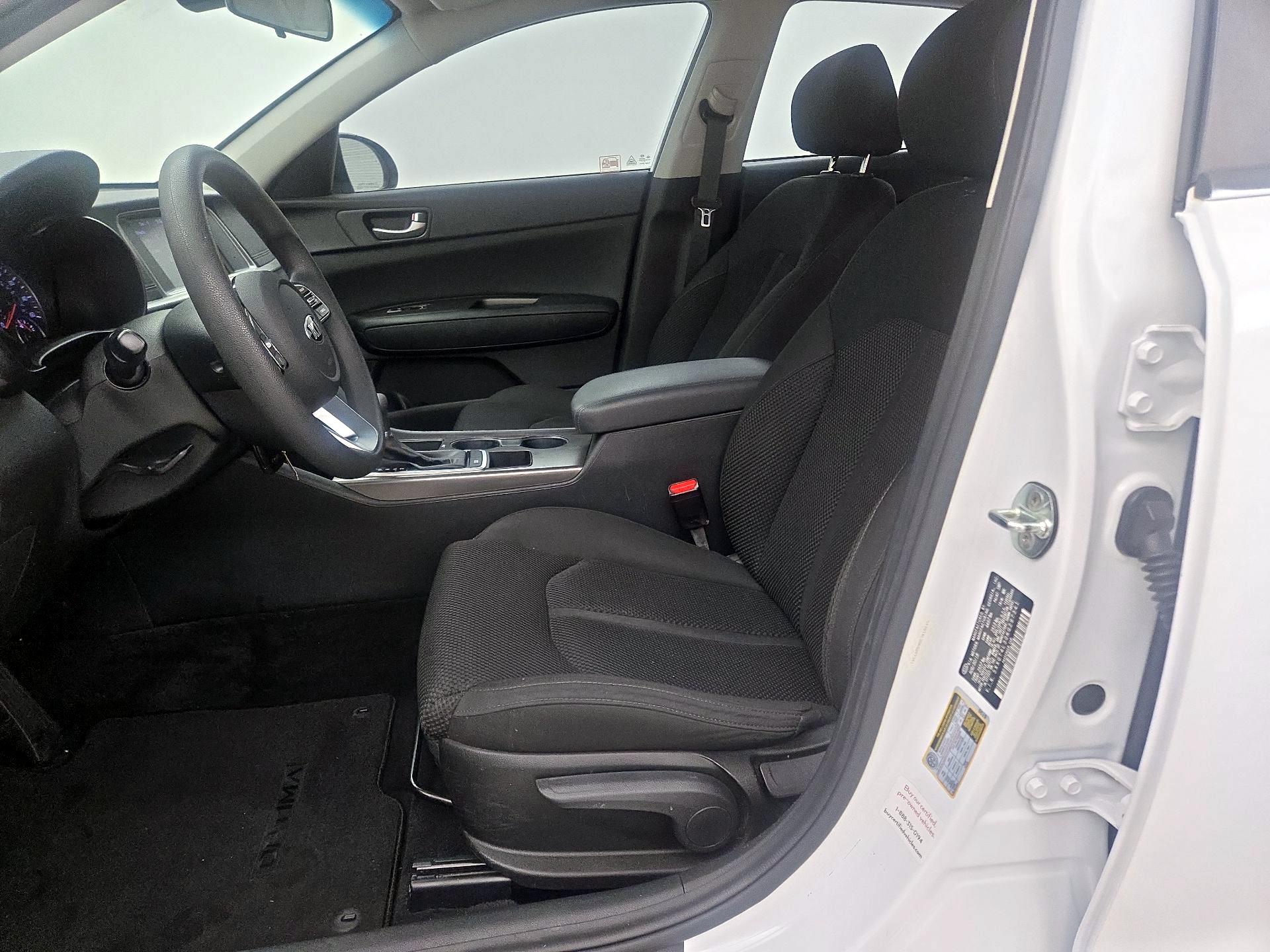 Thumbnail: 2019 Kia Optima - 11