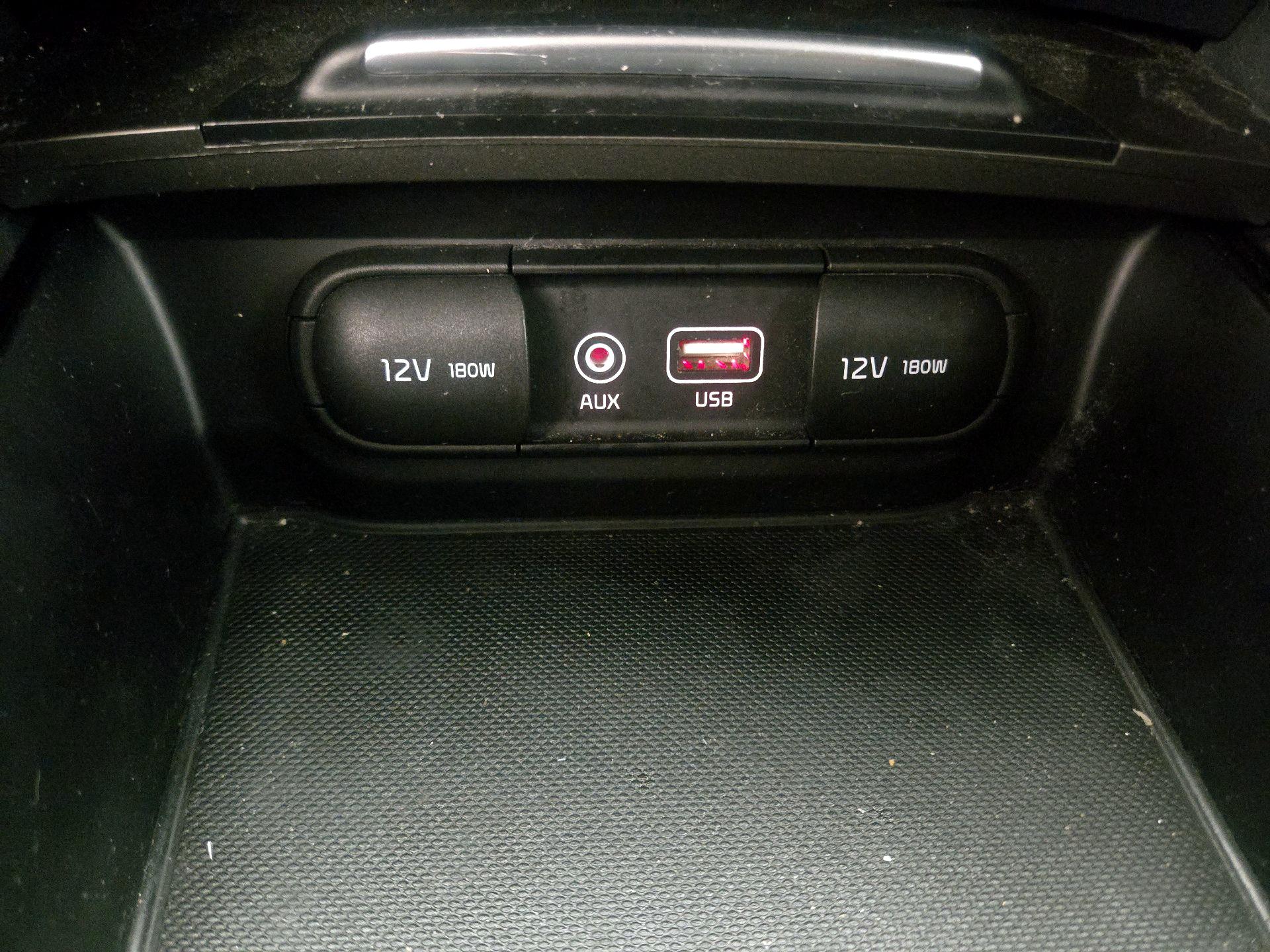 Thumbnail: 2019 Kia Optima - 18