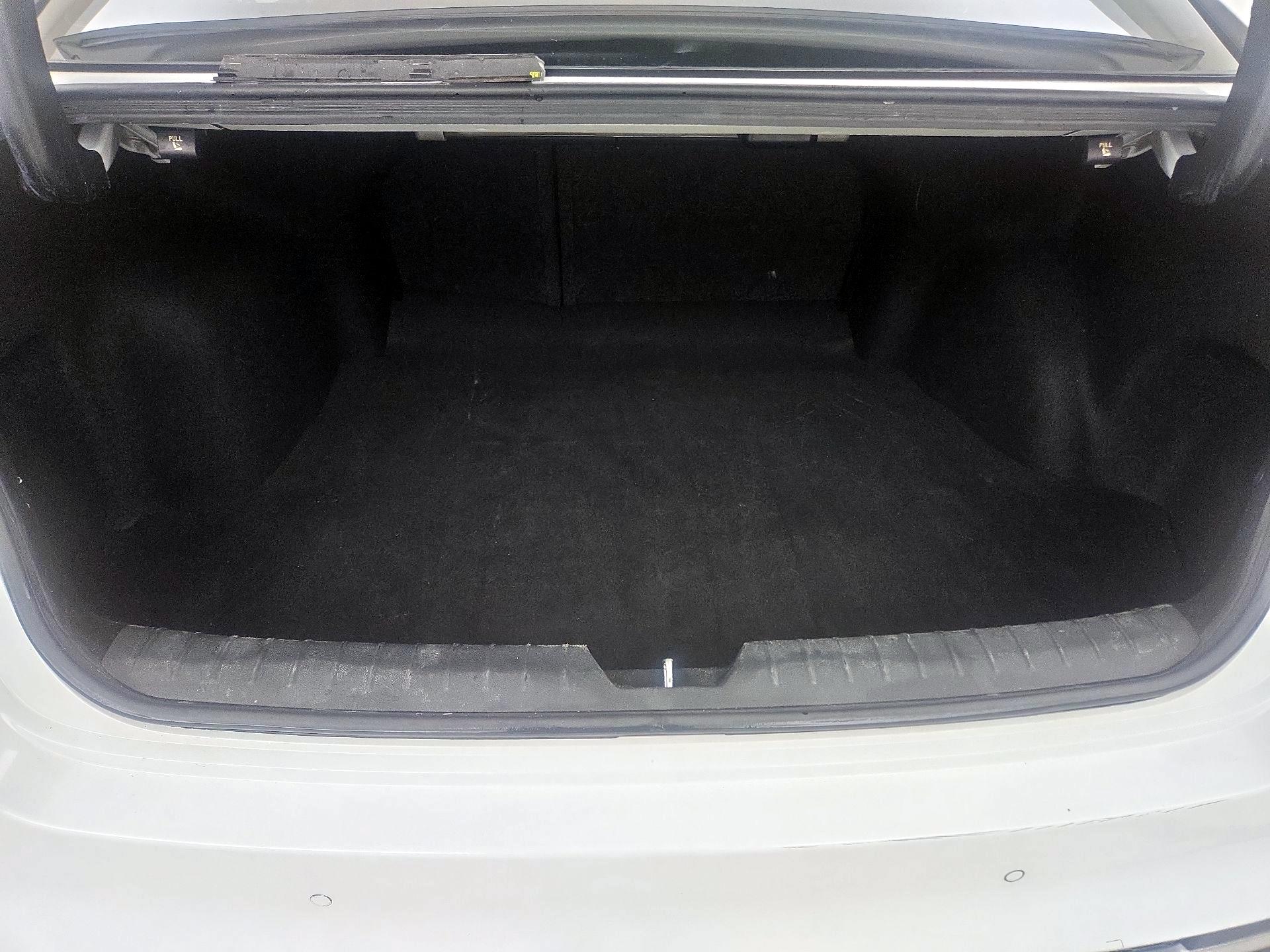 Thumbnail: 2019 Kia Optima - 20