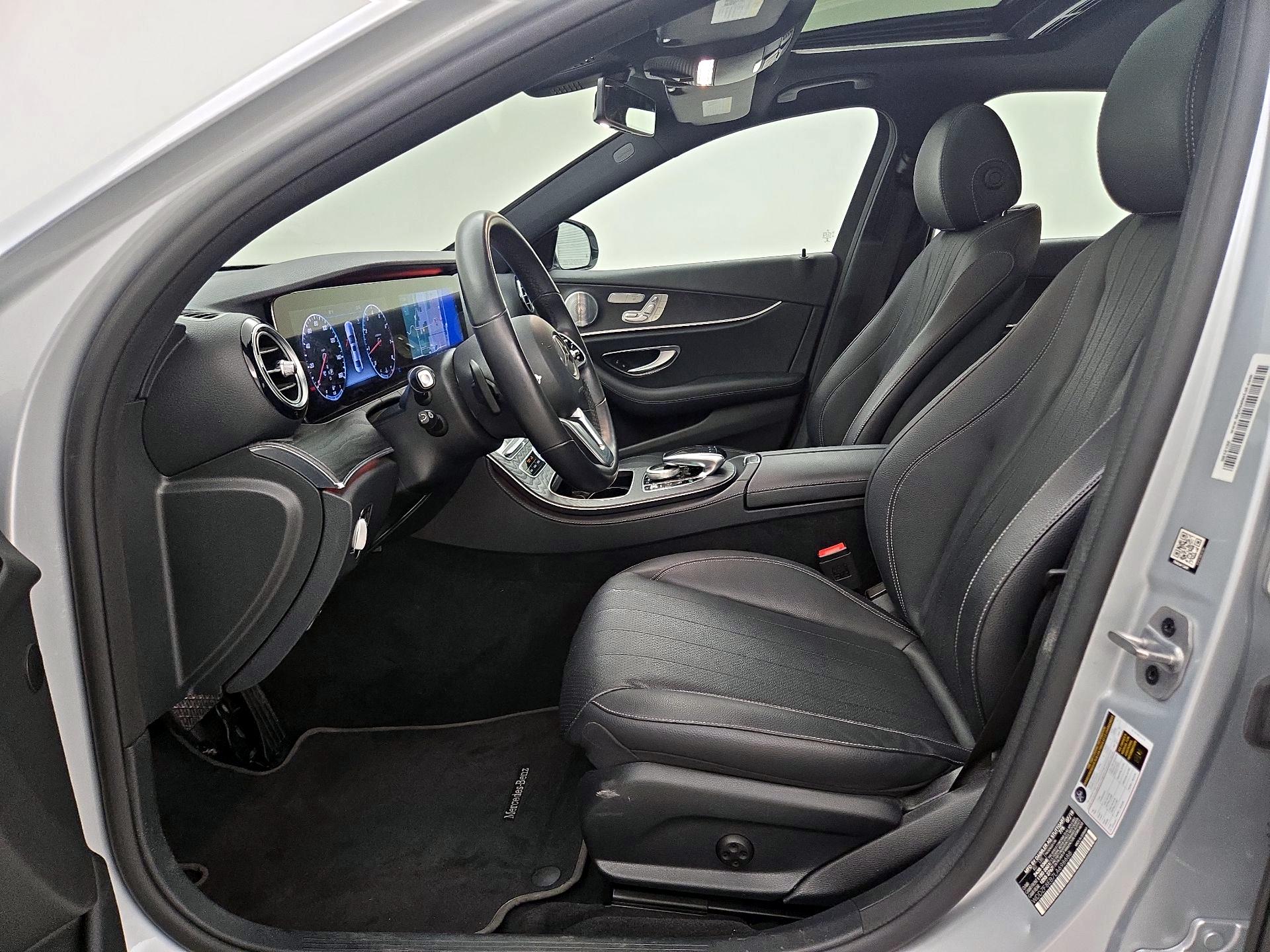 Thumbnail: 2020 Mercedes-Benz E-Class - 11