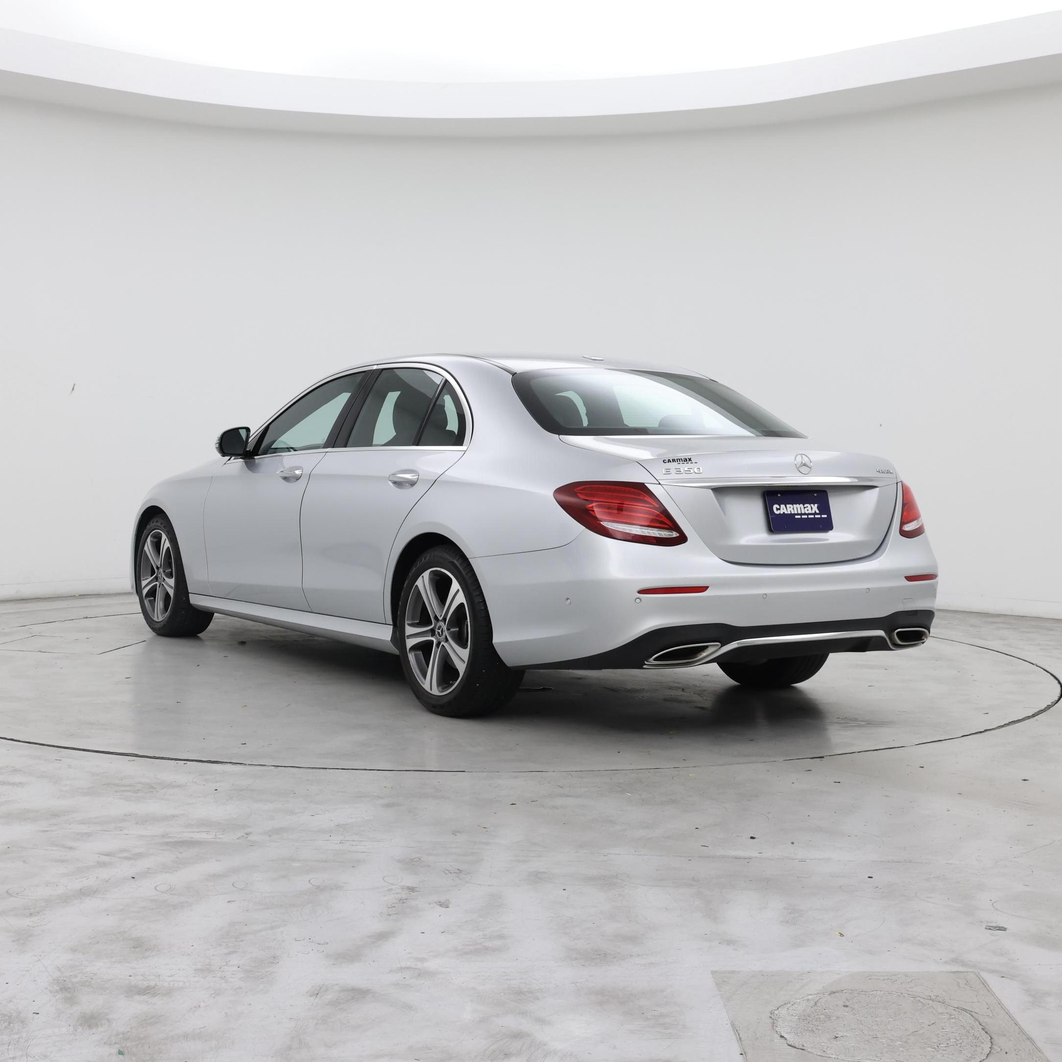 Thumbnail: 2020 Mercedes-Benz E-Class - 2