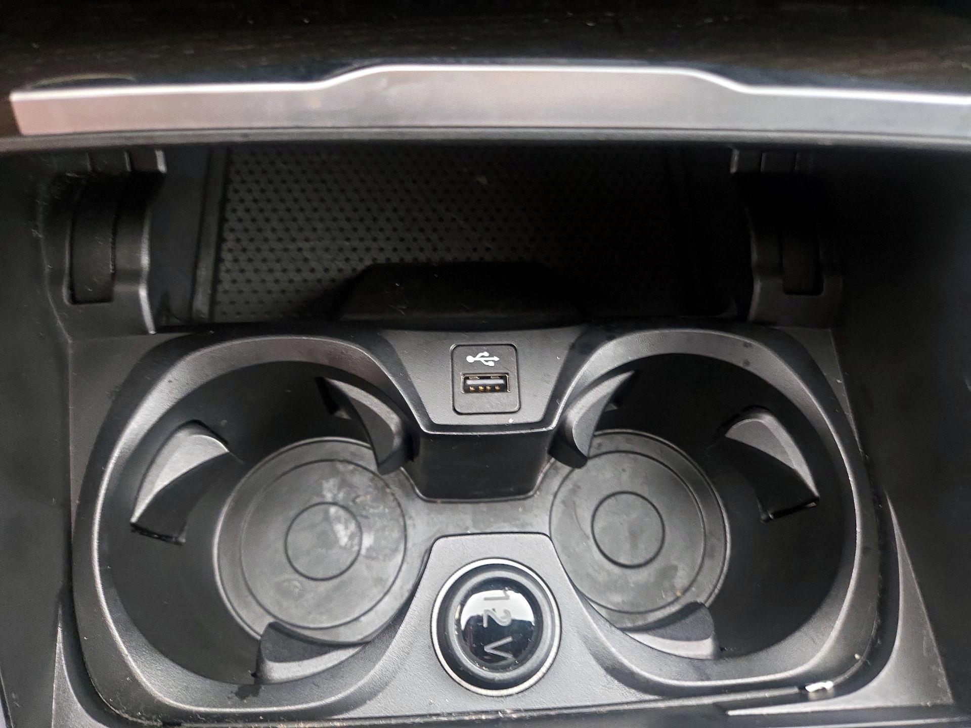 Thumbnail: 2019 BMW 3 Series - 18