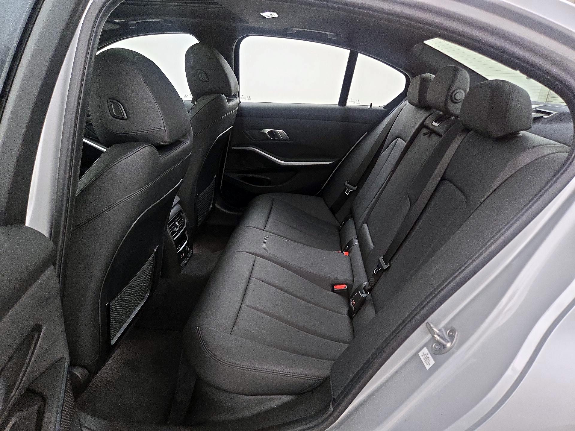 Thumbnail: 2019 BMW 3 Series - 20