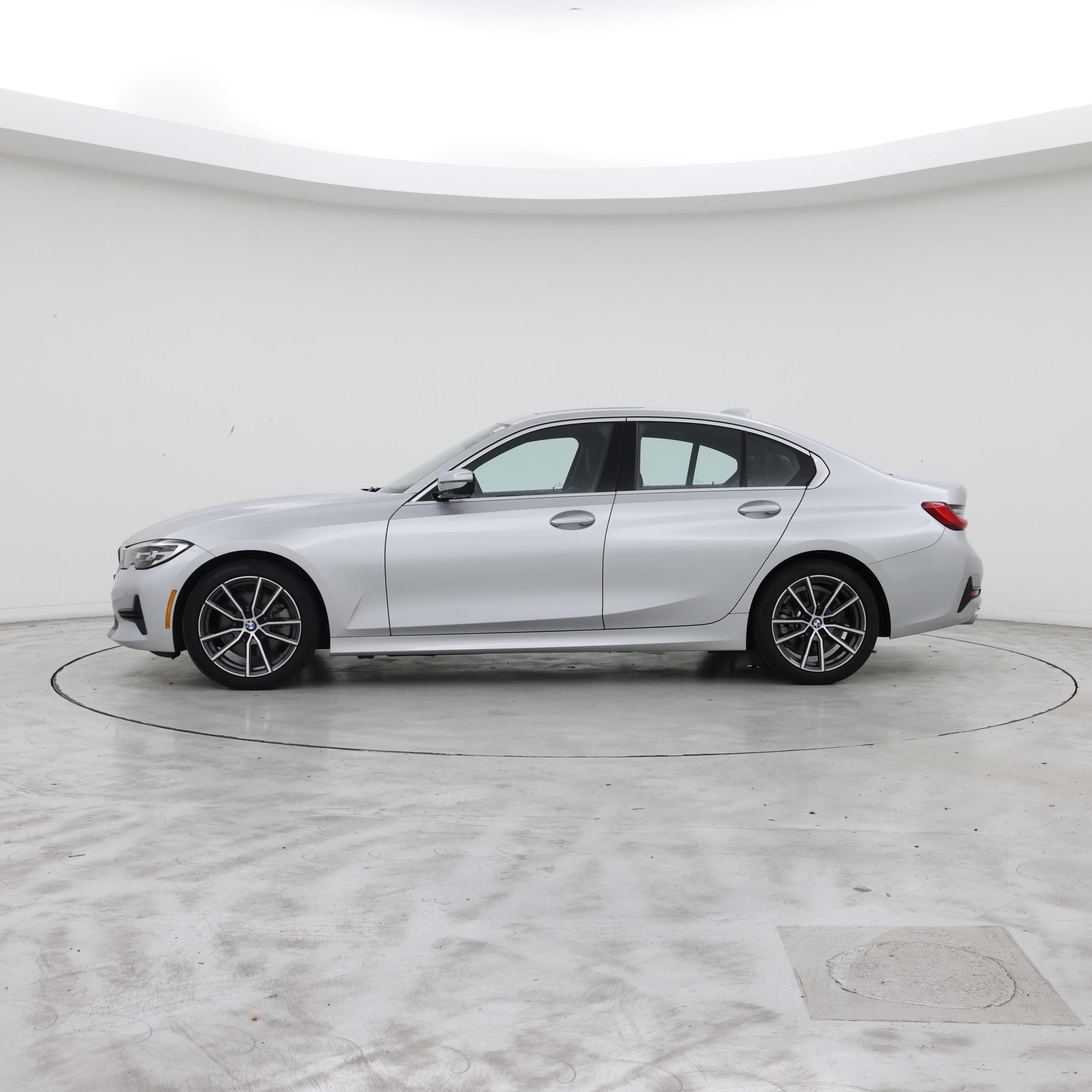 Thumbnail: 2019 BMW 3 Series - 3