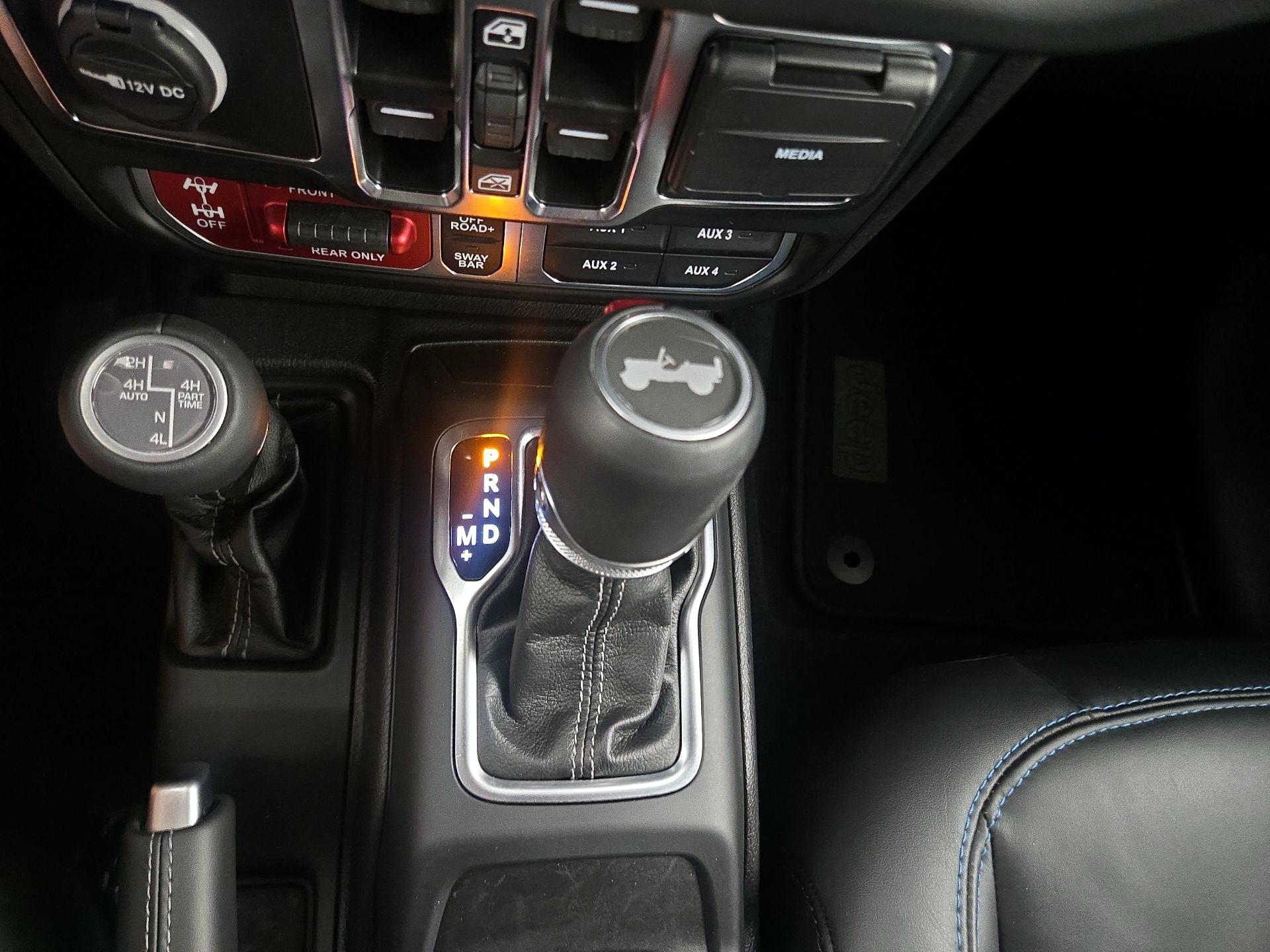 Thumbnail: 2024 Jeep Wrangler - 18