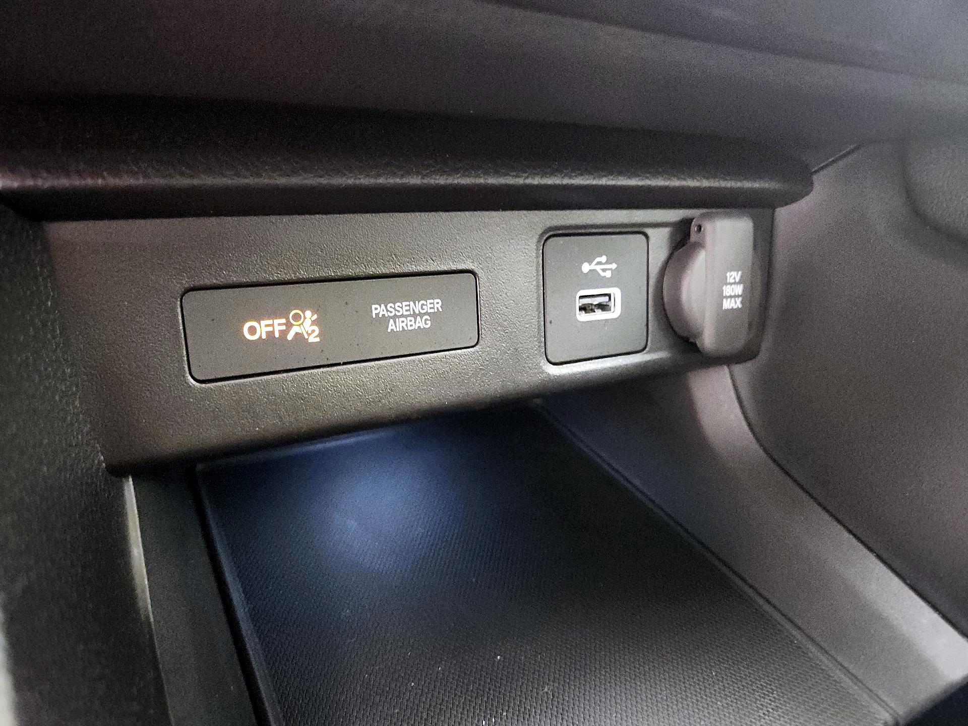 Thumbnail: 2023 Acura Integra - 18