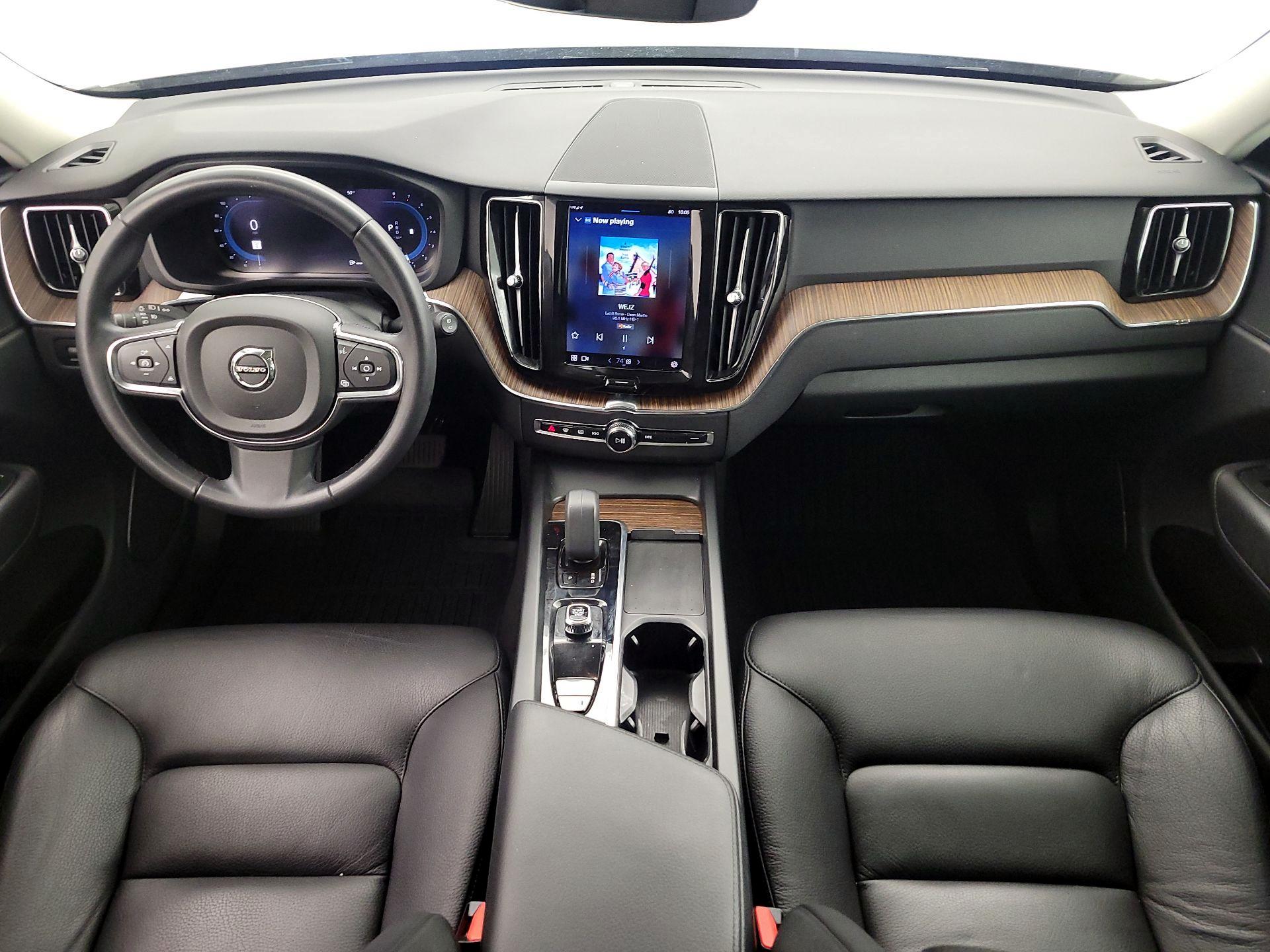 Thumbnail: 2022 Volvo XC60 - 9