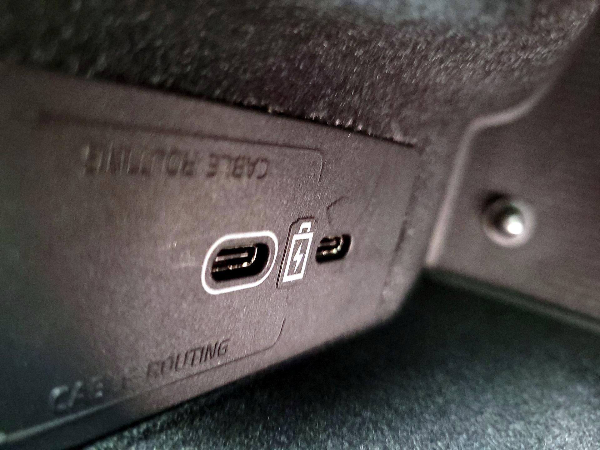 Thumbnail: 2022 Volvo XC60 - 19