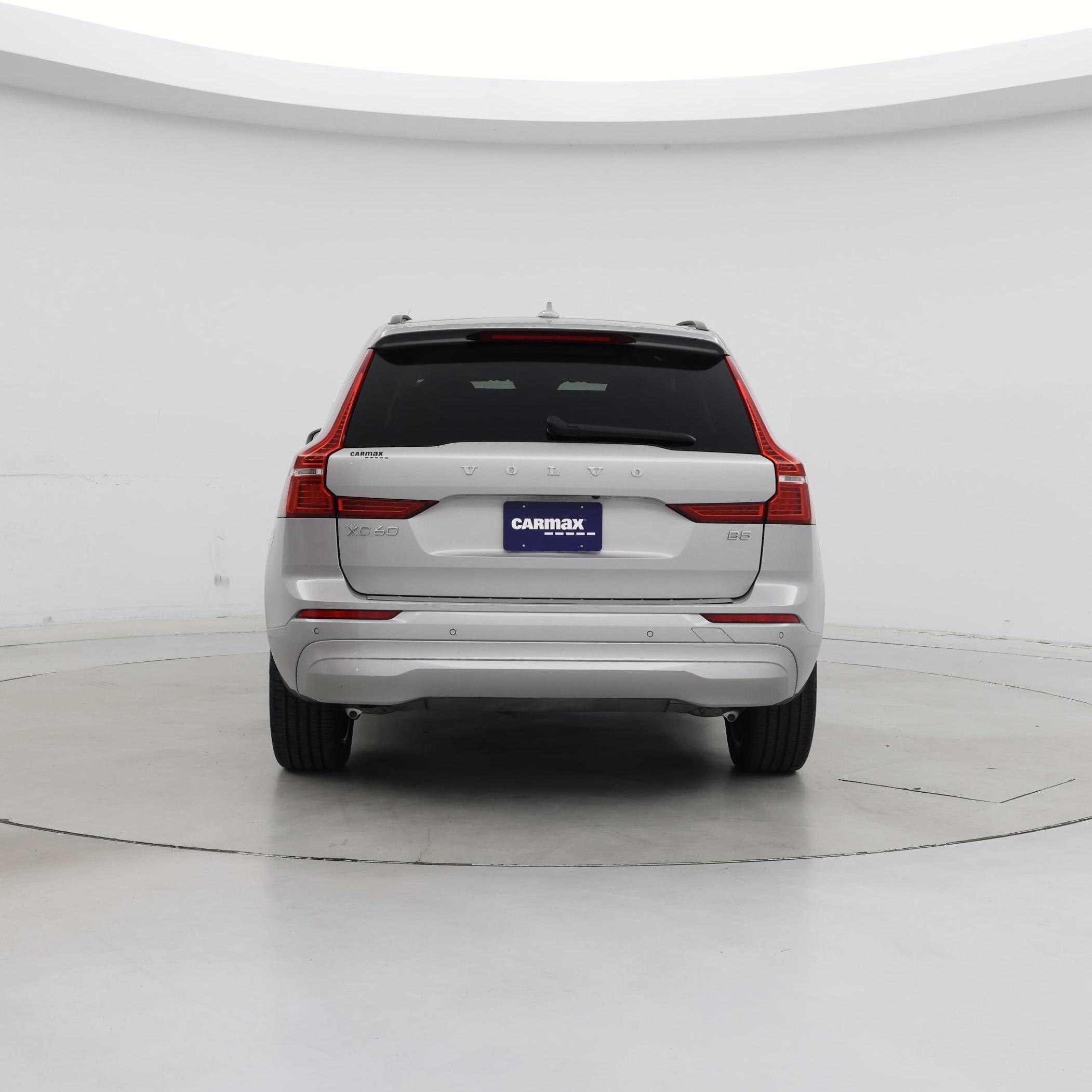 Thumbnail: 2022 Volvo XC60 - 6