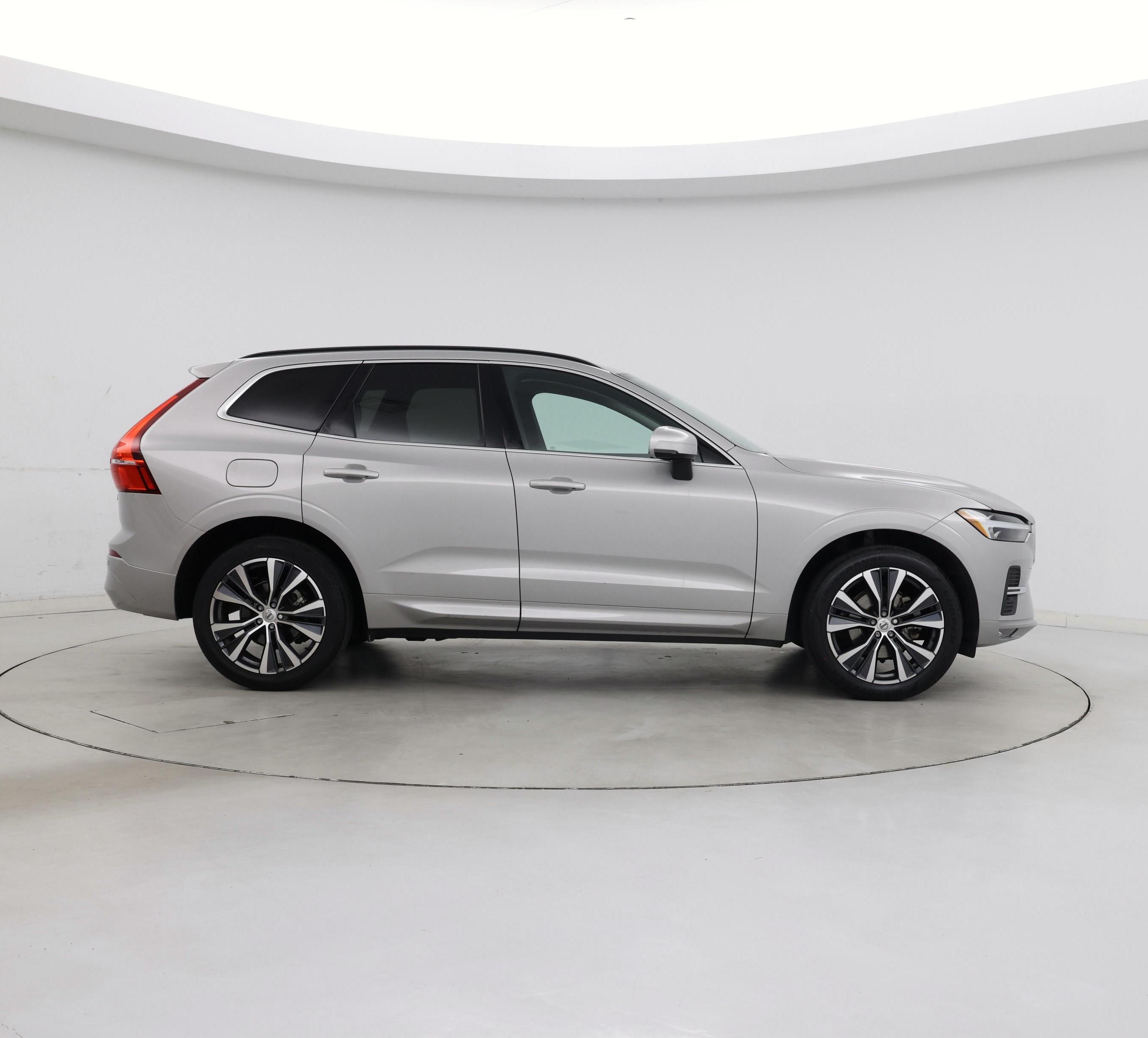 Thumbnail: 2022 Volvo XC60 - 7