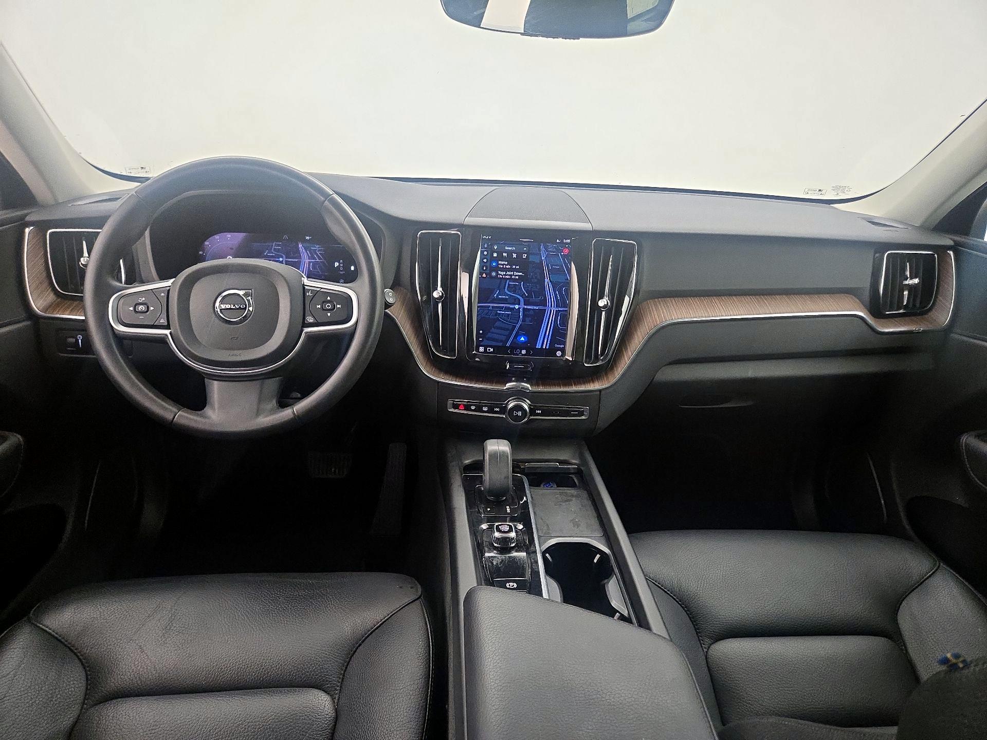 Thumbnail: 2022 Volvo XC60 - 9