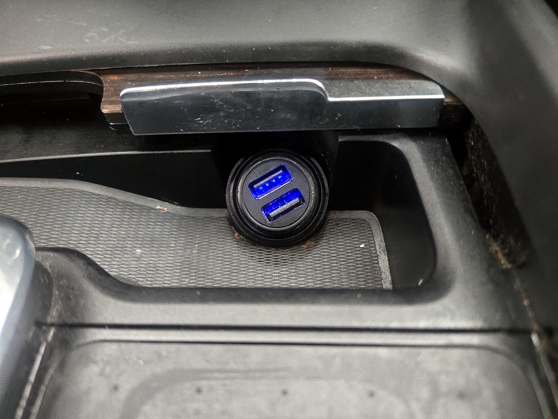 Thumbnail: 2022 Volvo XC60 - 19