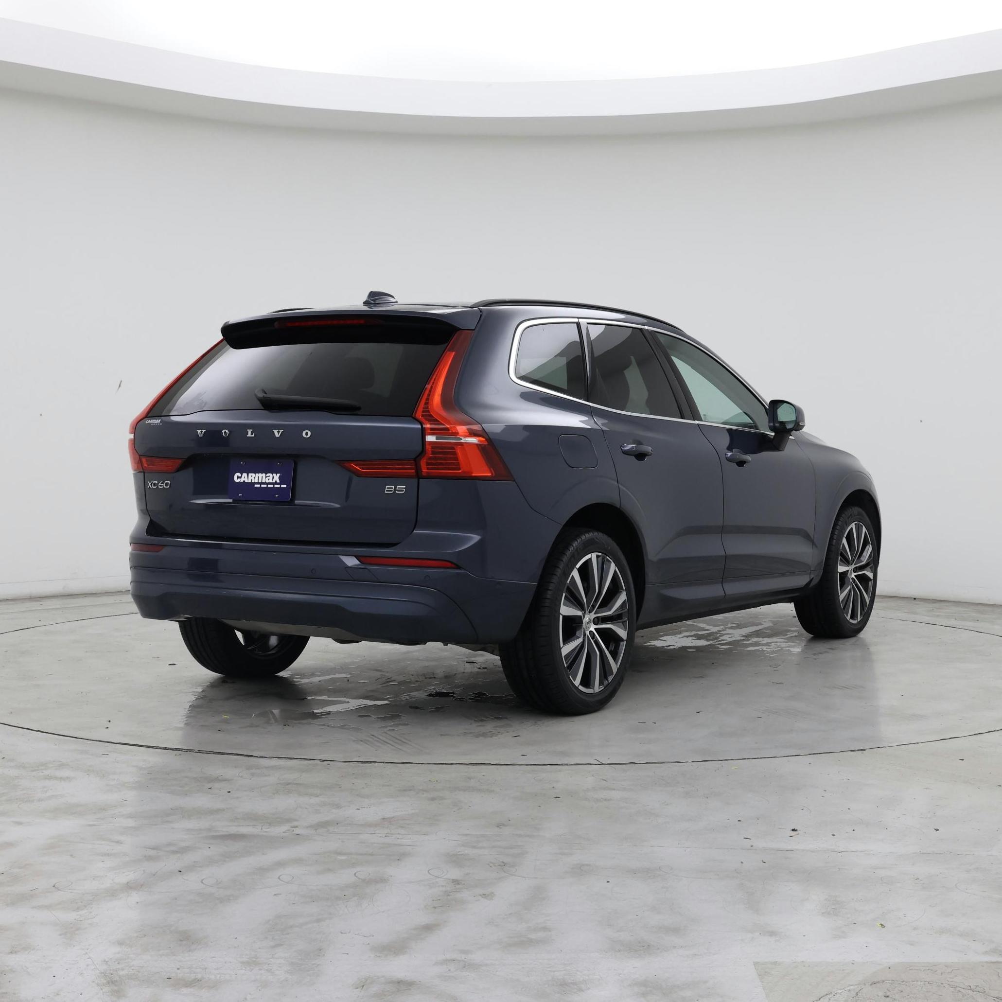 Thumbnail: 2022 Volvo XC60 - 8