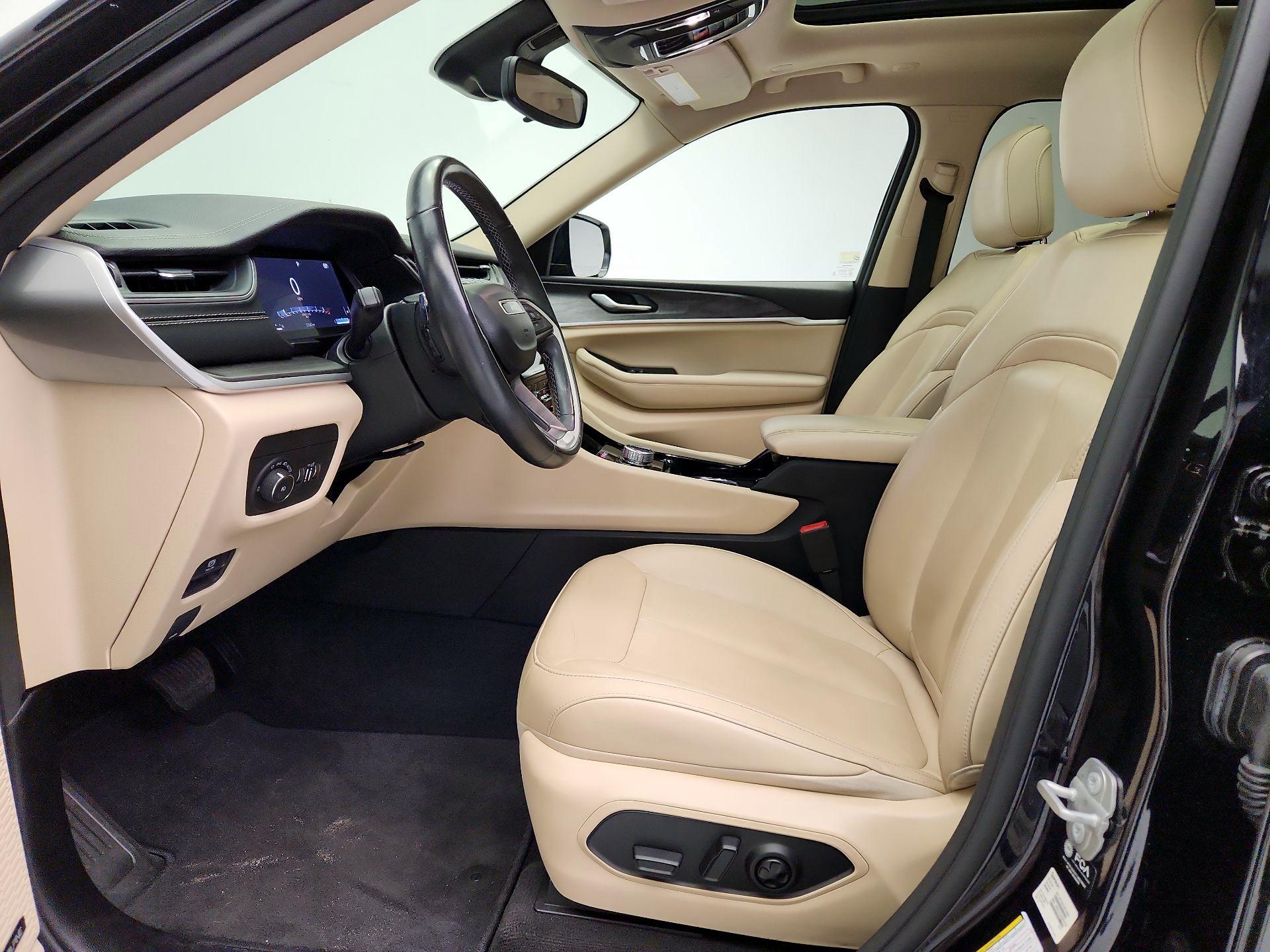 Thumbnail: 2021 Jeep Grand Cherokee L - 11