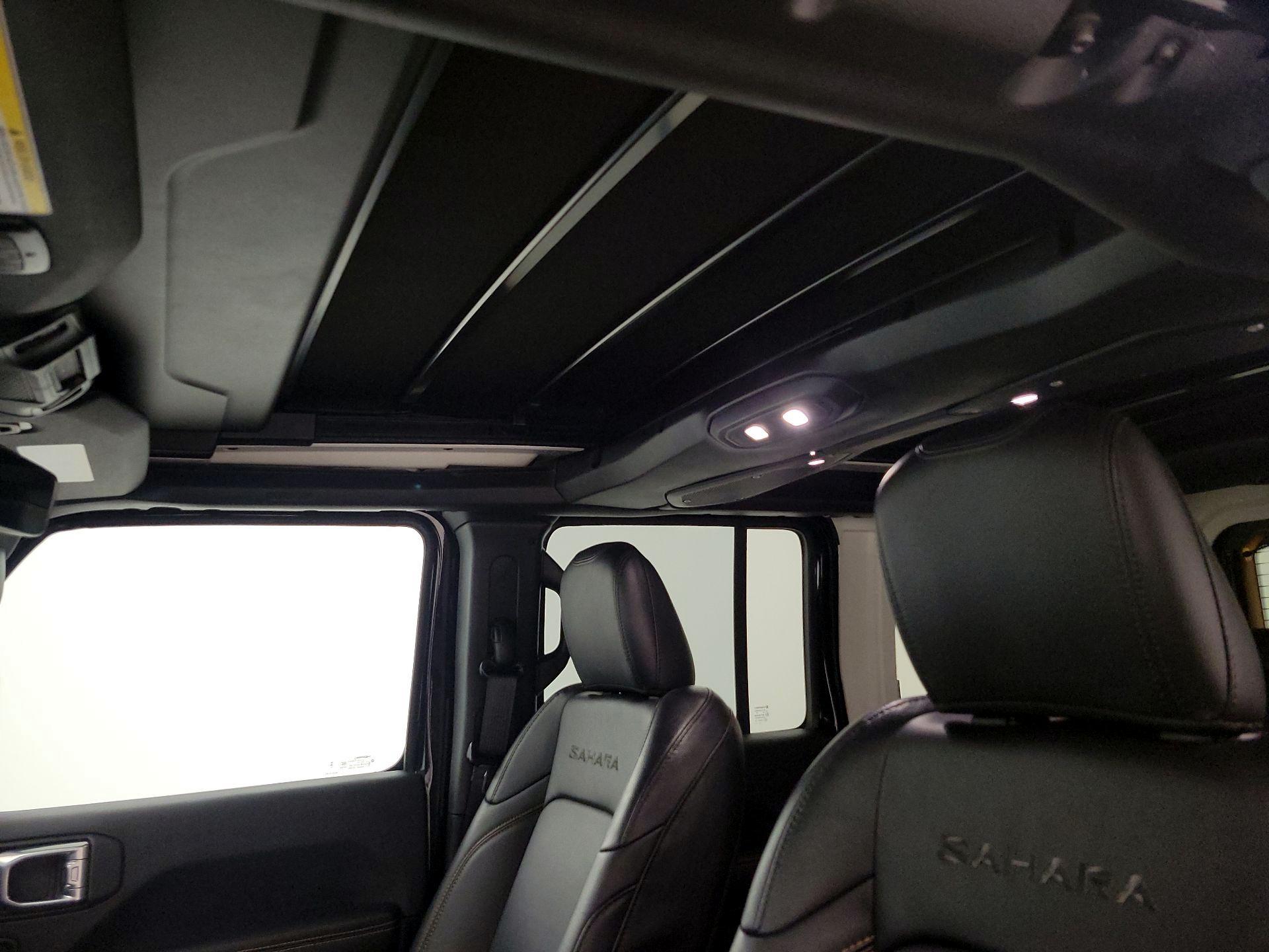 Thumbnail: 2024 Jeep Wrangler - 20