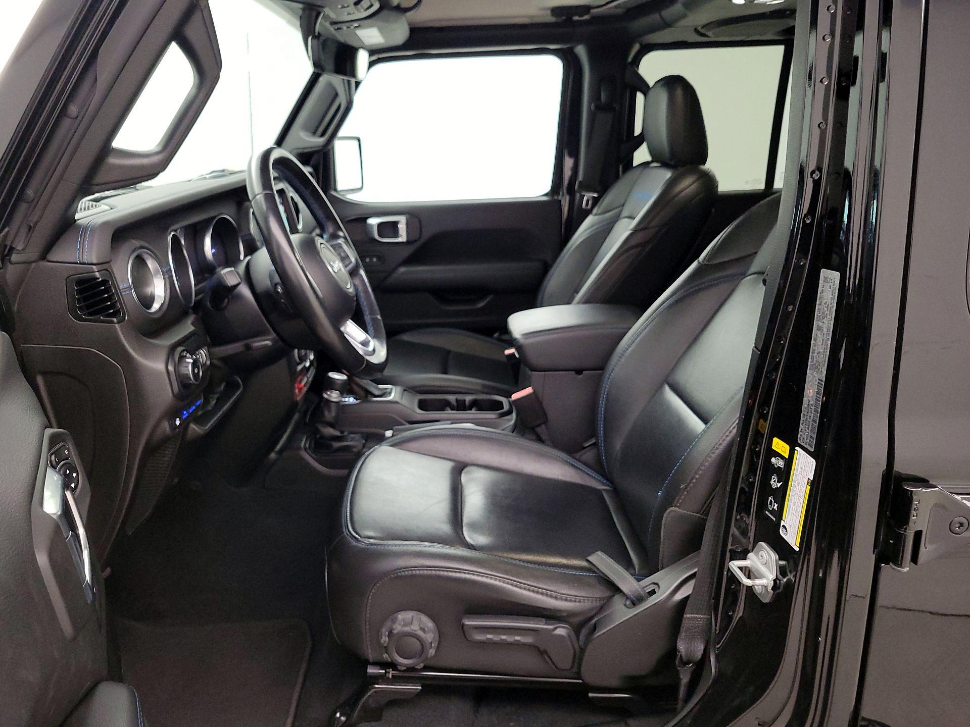 Thumbnail: 2022 Jeep Wrangler - 11