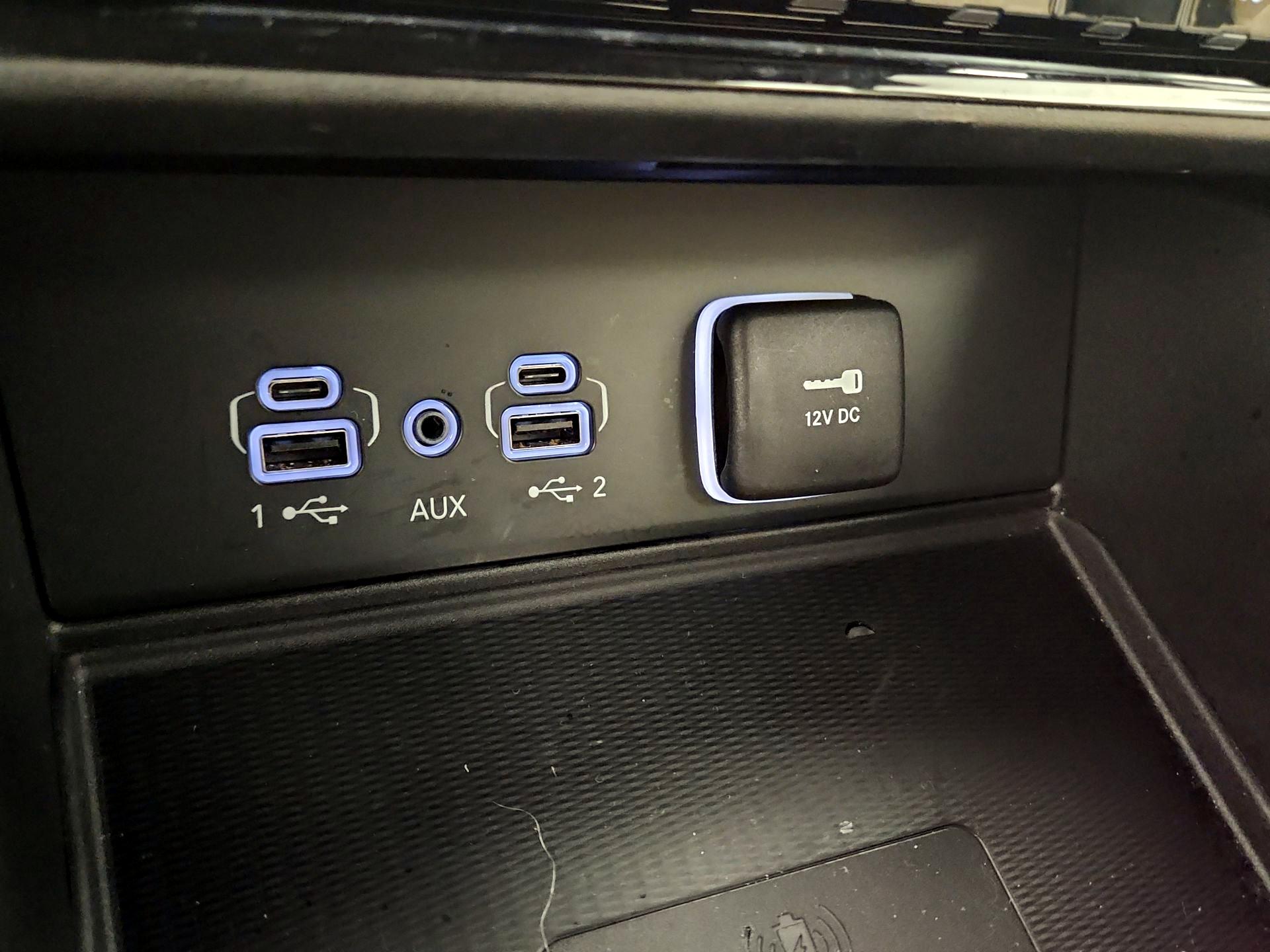 Thumbnail: 2023 Jeep Grand Cherokee - 19