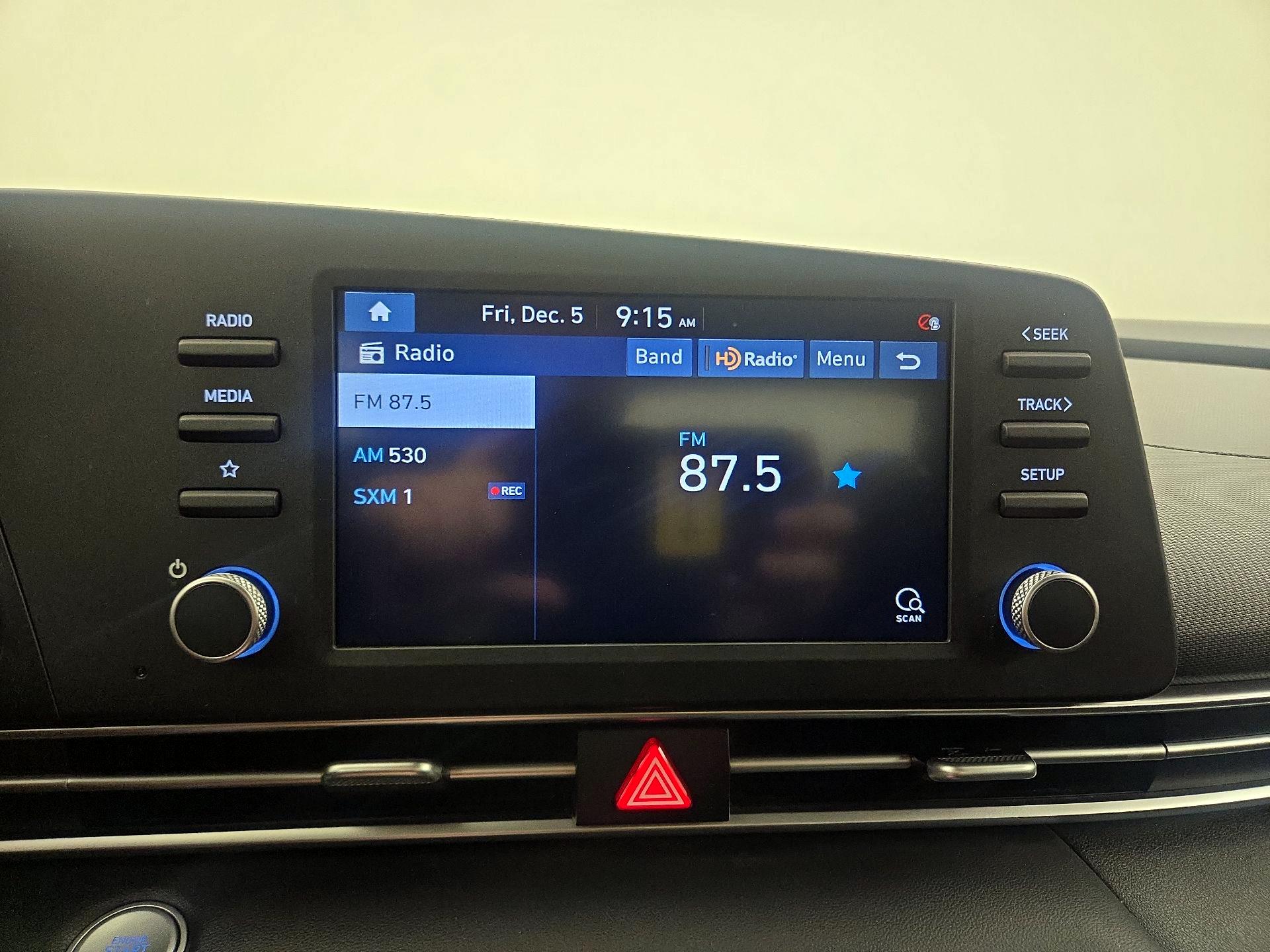 Thumbnail: 2022 Hyundai Elantra - 15