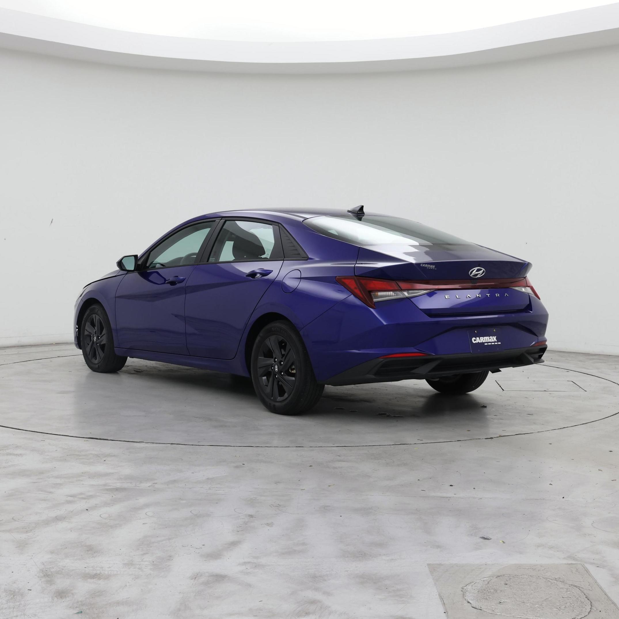 Thumbnail: 2022 Hyundai Elantra - 2