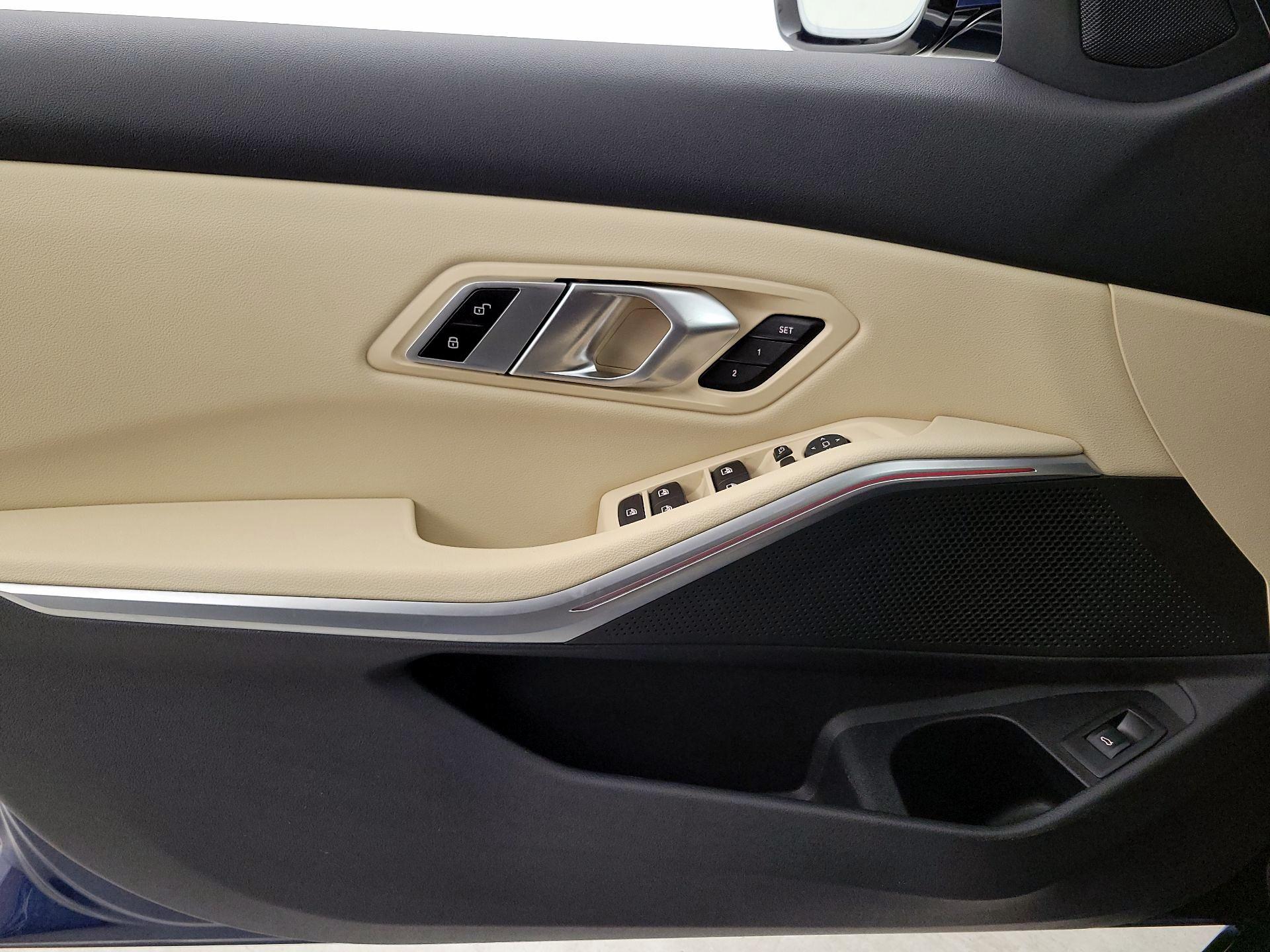 Thumbnail: 2022 BMW 3 Series - 12