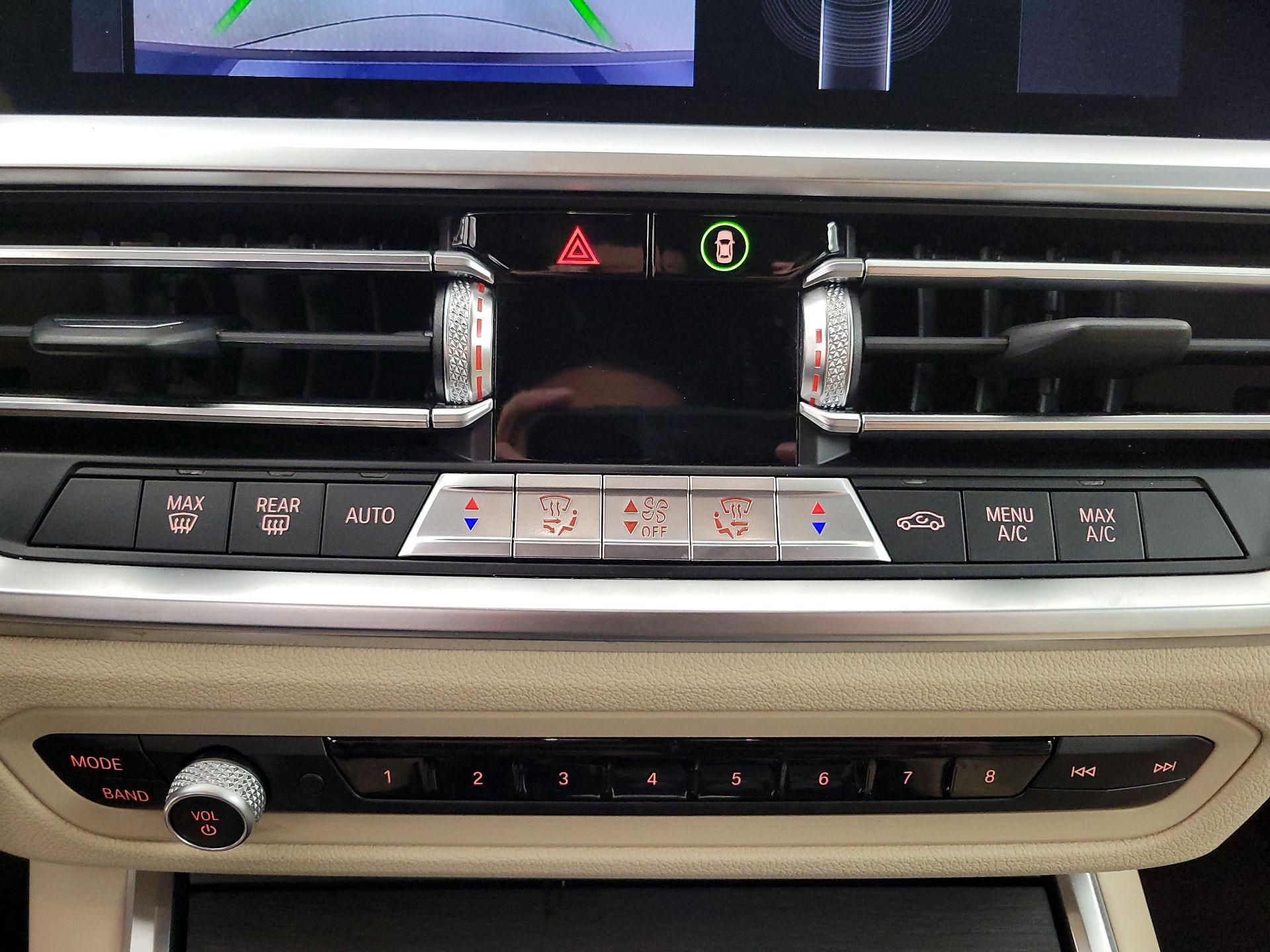 Thumbnail: 2022 BMW 3 Series - 17