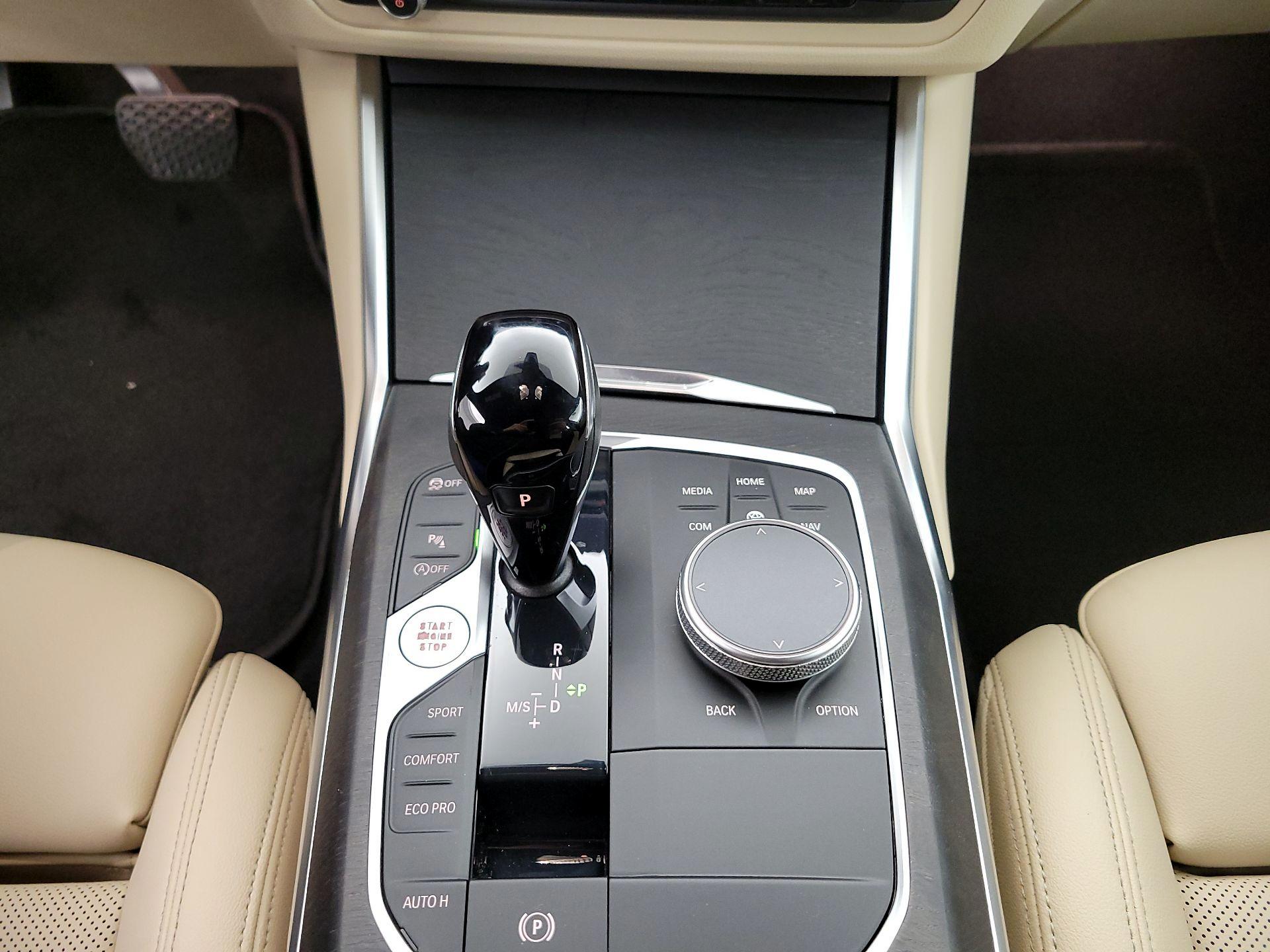 Thumbnail: 2022 BMW 3 Series - 18