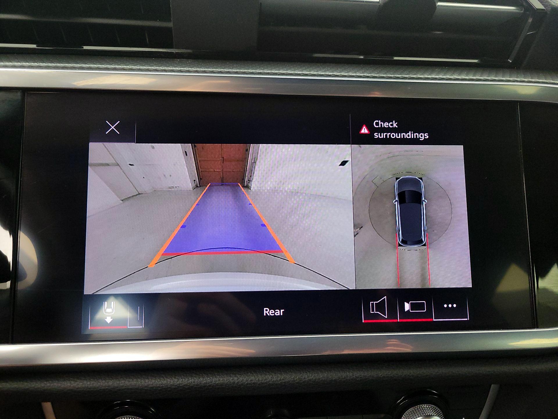 Thumbnail: 2022 Audi Q3 - 14