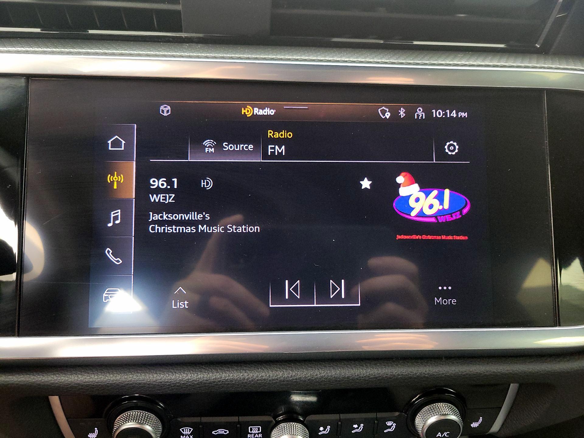 Thumbnail: 2022 Audi Q3 - 15