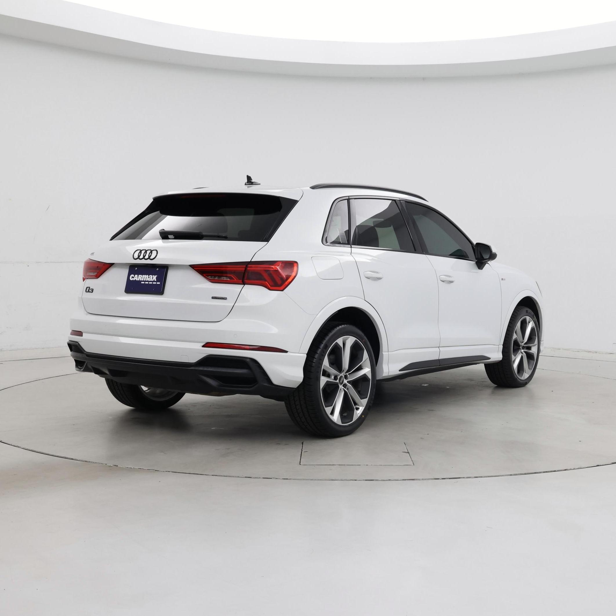 Thumbnail: 2022 Audi Q3 - 8