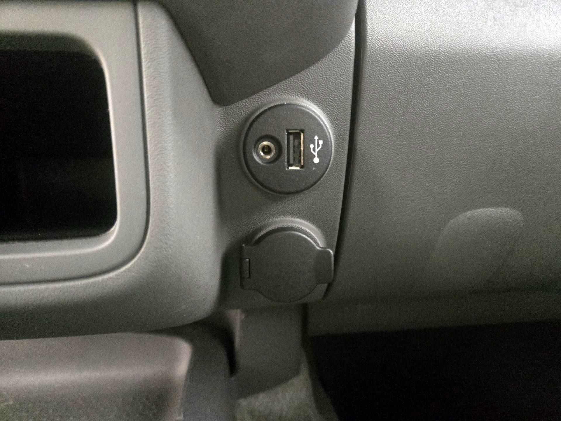 Thumbnail: 2018 Nissan Frontier - 18